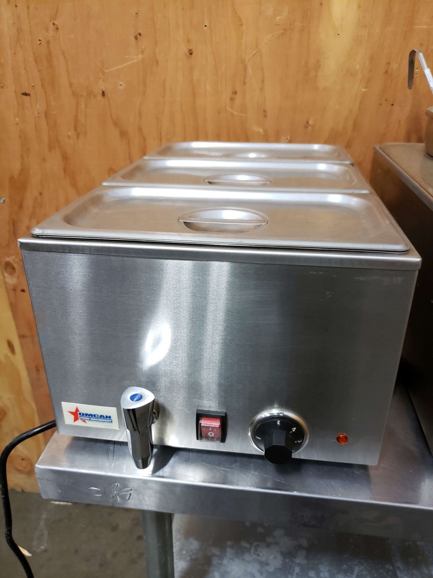 Omcan Bain Marie - Model ZCK165BT with 3 x 1/3rd Inserts with Lids