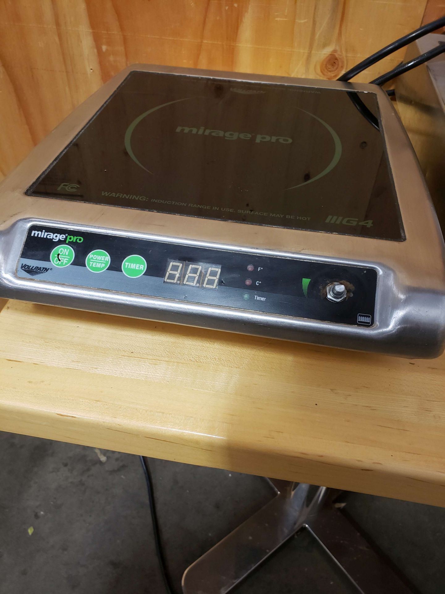 Needs Control - Vollrath Mirage Pro Induction Cooker - Model 59510P