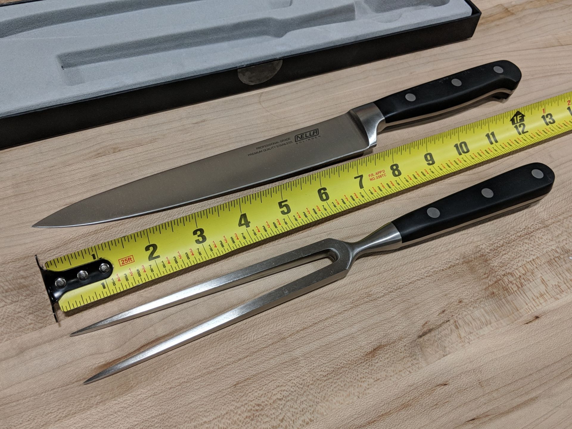 High Quality Forged 8" Slicing Knife with 6" Cook's Fork - Image 3 of 3