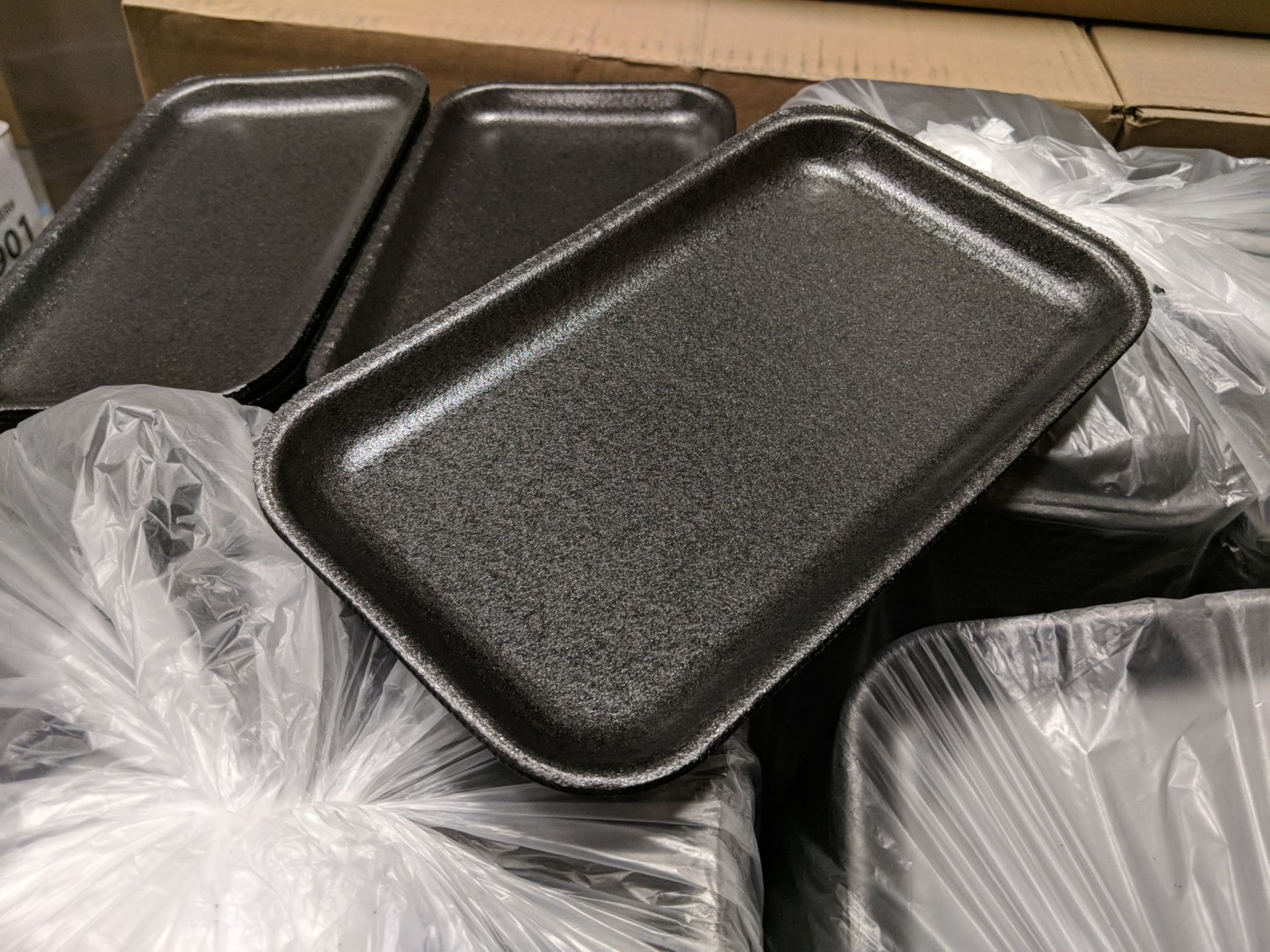 8.3" x 4.8" Foam 17S Supermarket Tray Black, Pactiv 17S - Lot of 1000 - Image 2 of 5