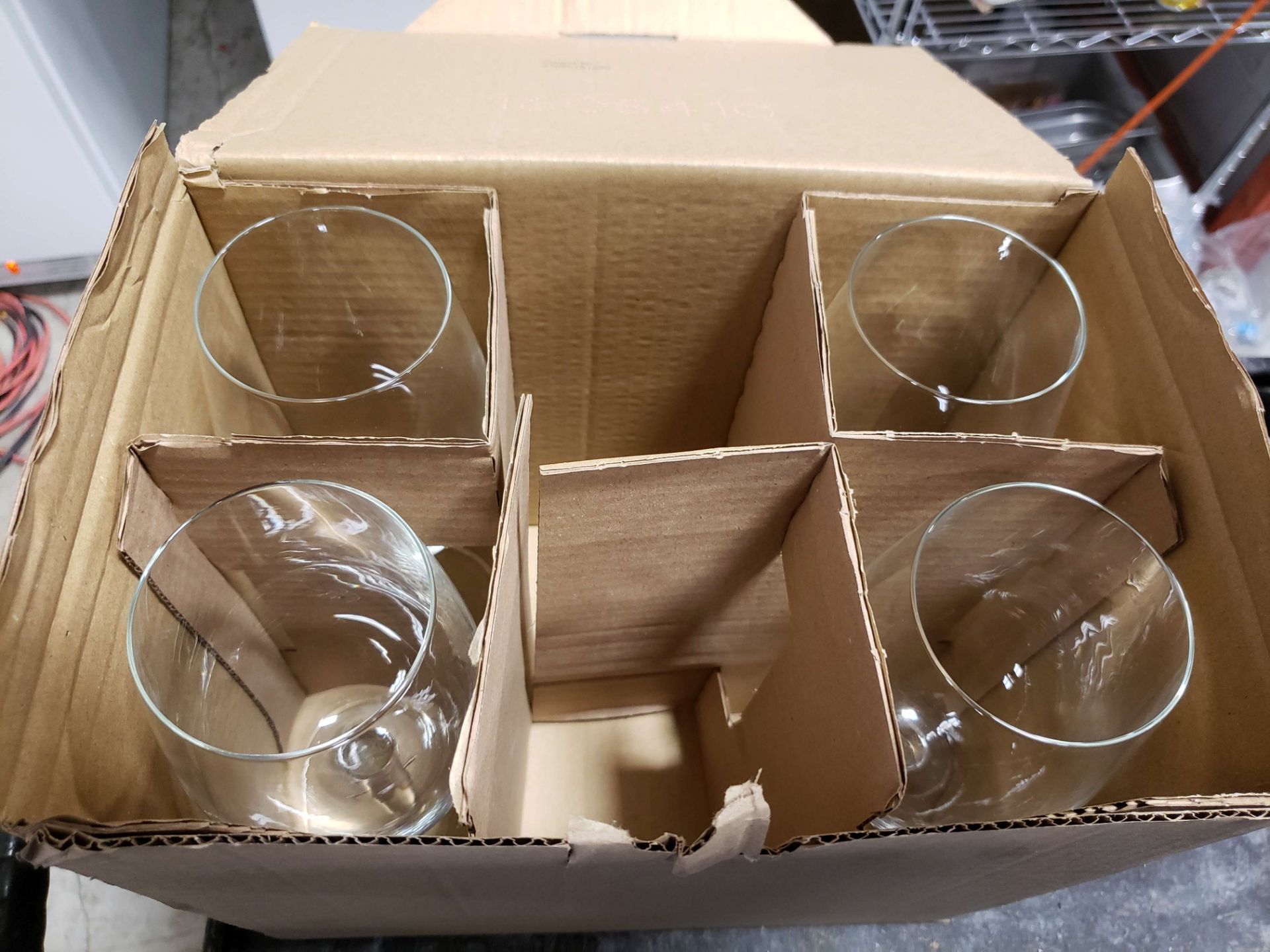 18.4 oz Wine Glasses - Lot of 4 - Image 3 of 3