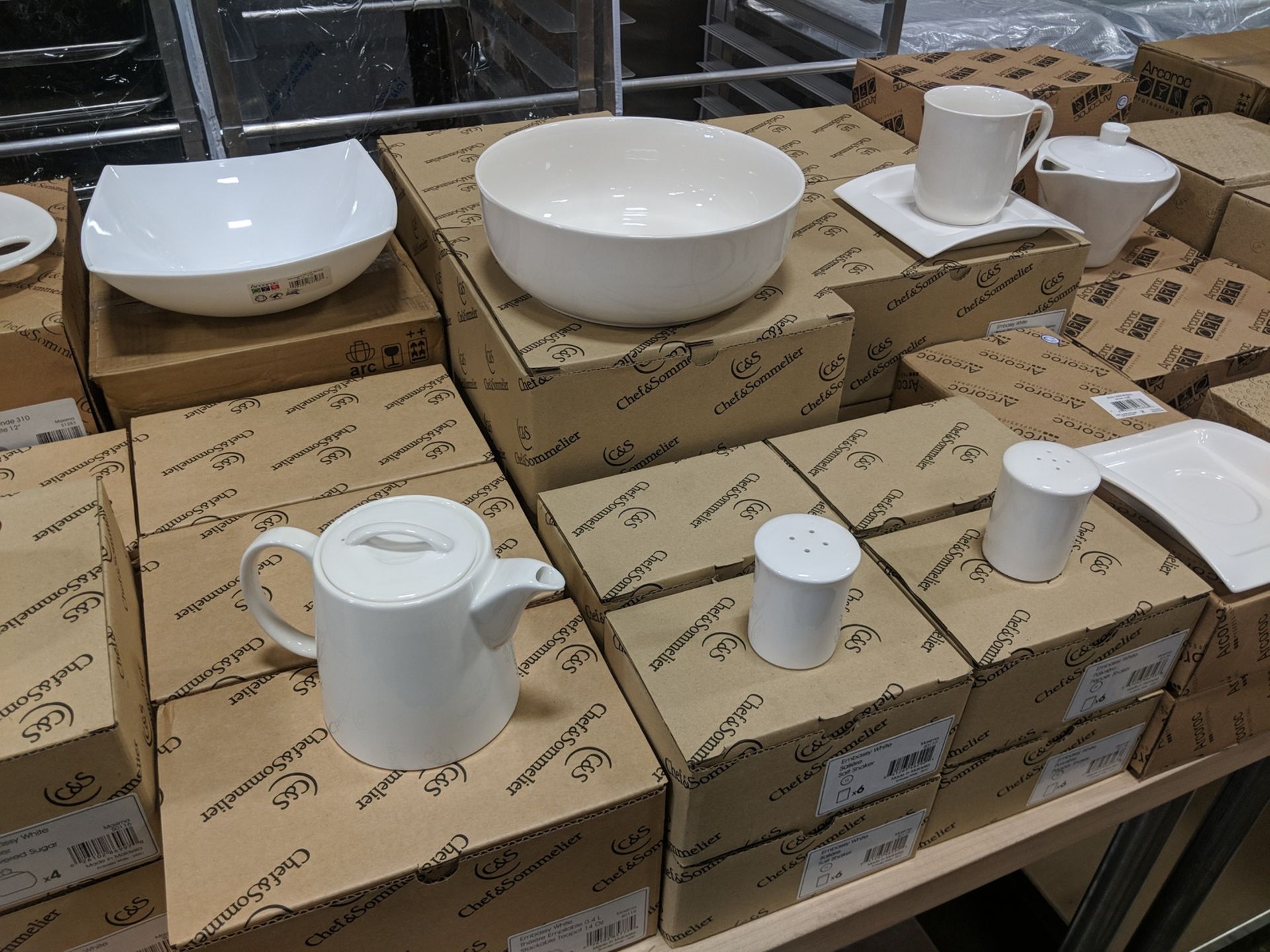 60oz/1800ml White Porcelain Bowls, Arcoroc "Embassy" S0147 - Lot of 4 - Image 3 of 3