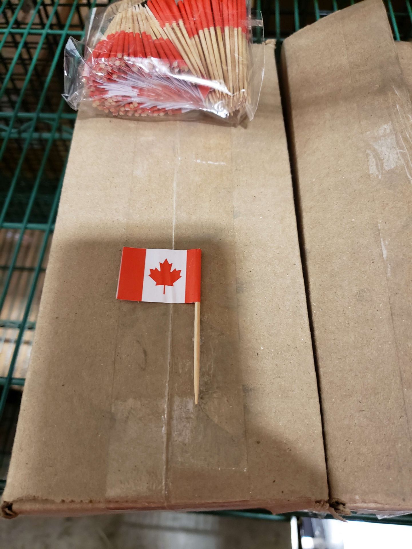 2.5" Canada Flag Picks - Lot of 2 x 1440