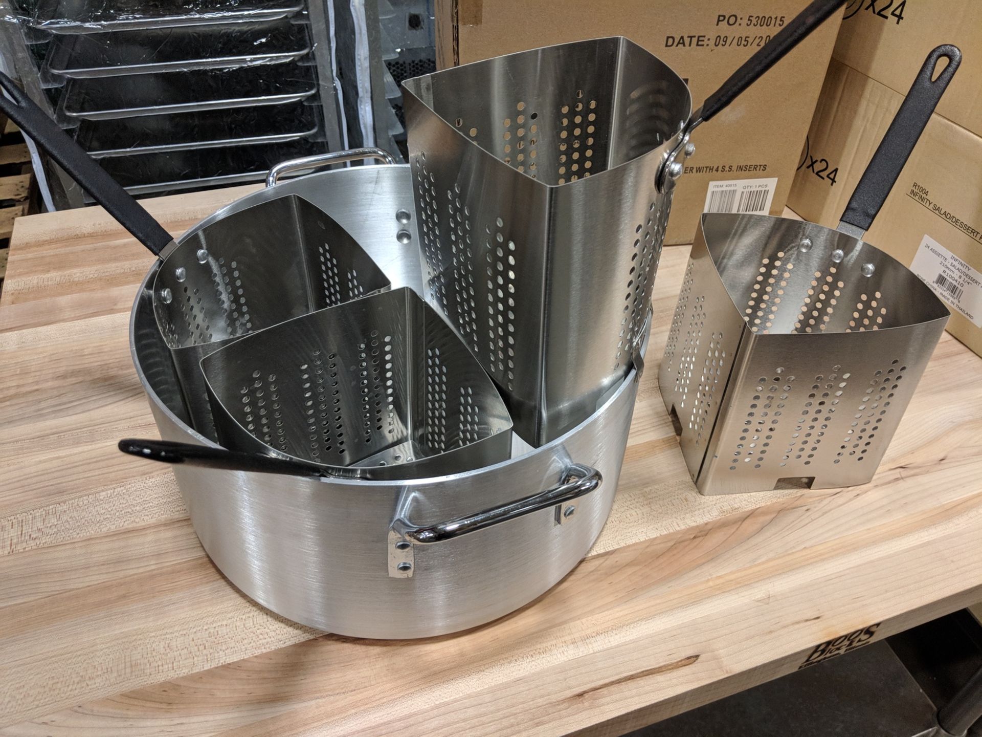 Stainless Pasta Cooker Set w/4 Stainless Steel Inserts - Image 2 of 6
