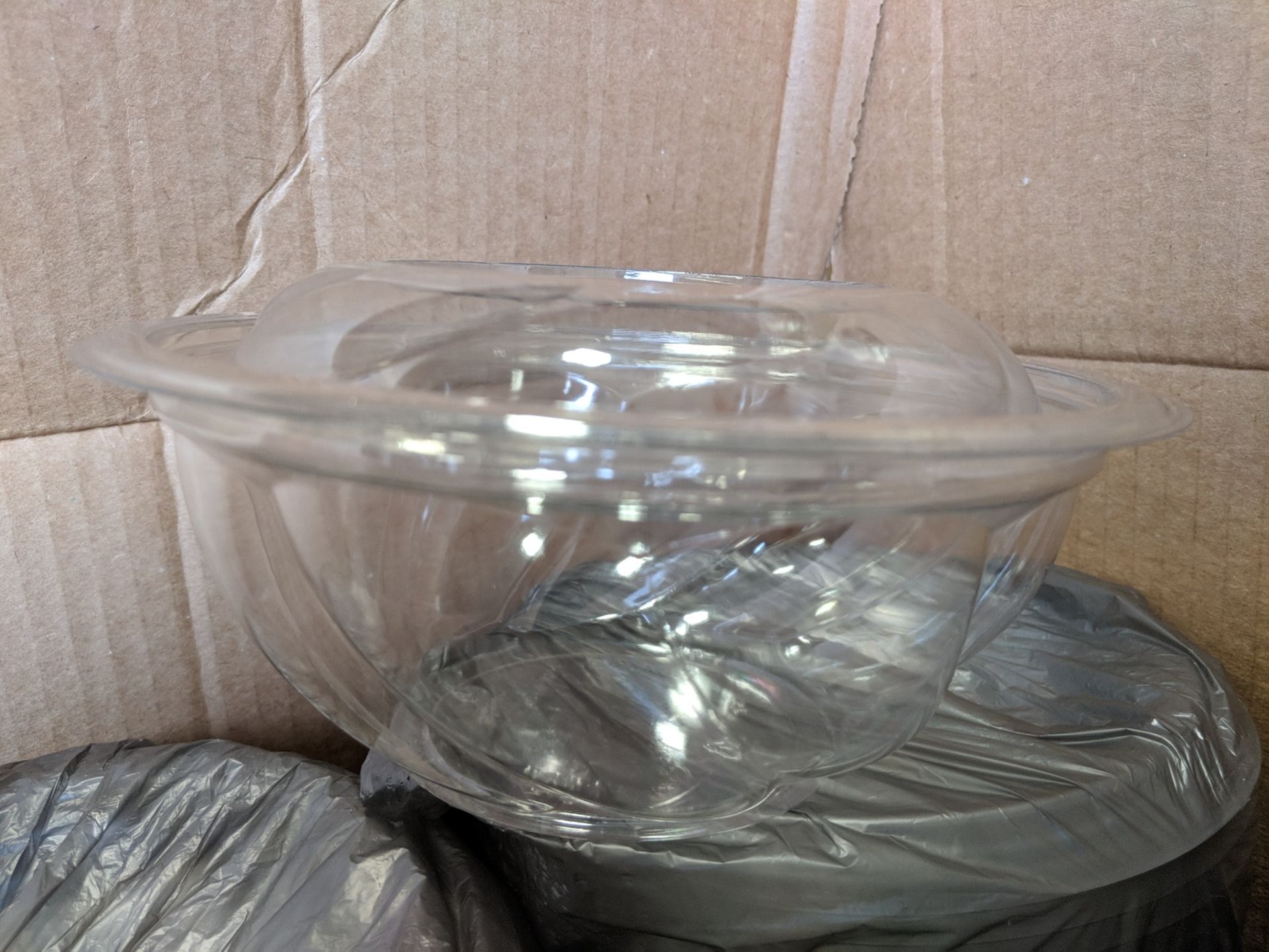 24oz/710ml, 7" Swirl Bowls with Lids, Pactic 724PSSL - Lot of 150 (300 Pieces)