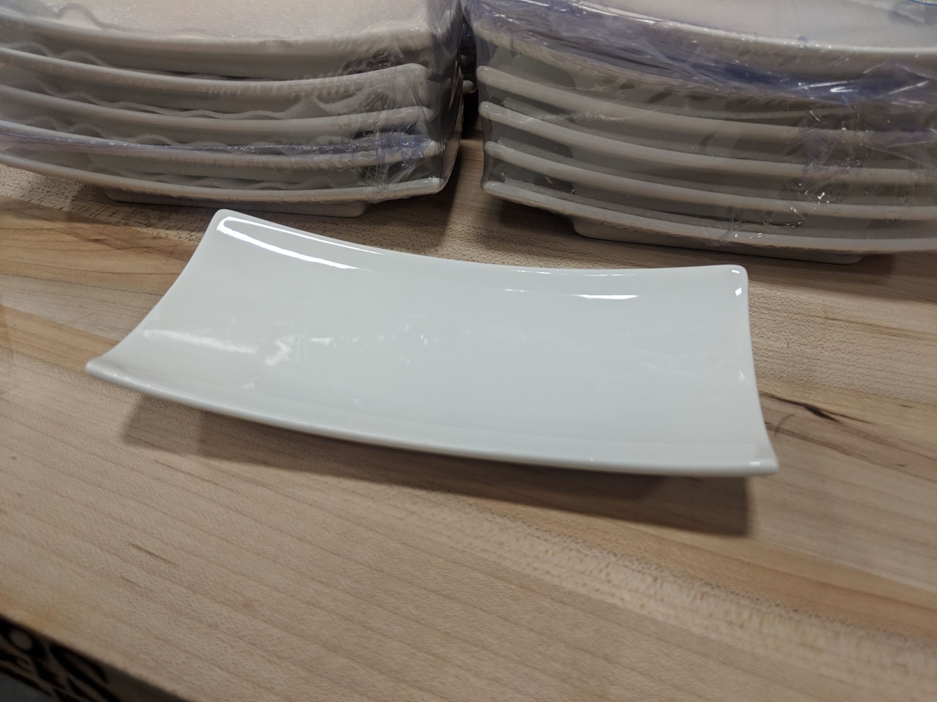 5-5/8" x 2-3/4" White Porcelain Rectangular Appetizer Plates, Arcoroc R0736 - Lot of 24 (1 Case)