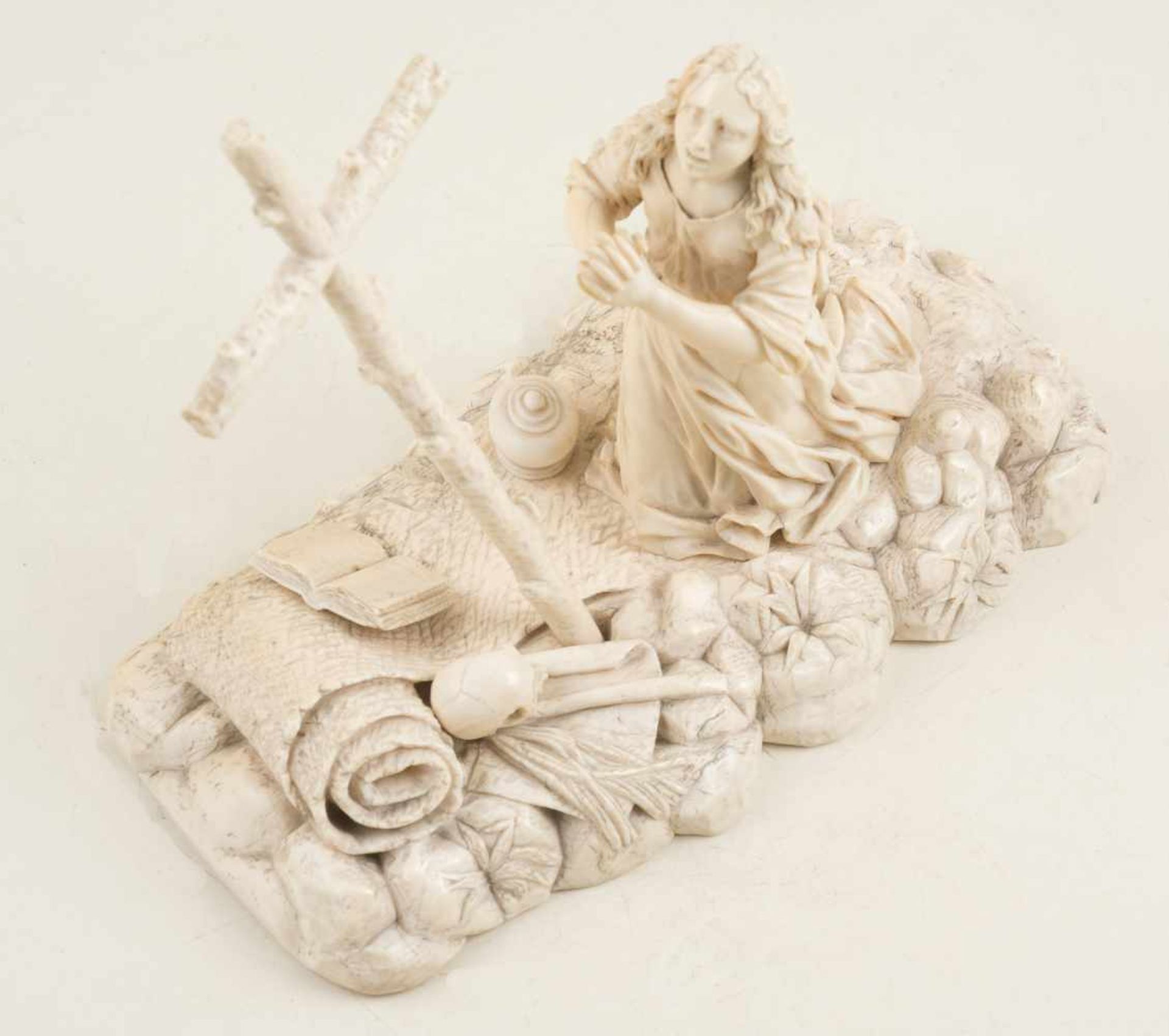 María Magdalena. Grupo en marfil esculpido. Circa 1700.Mary Magdalene Sculpted ivory group. Circa - Bild 2 aus 6
