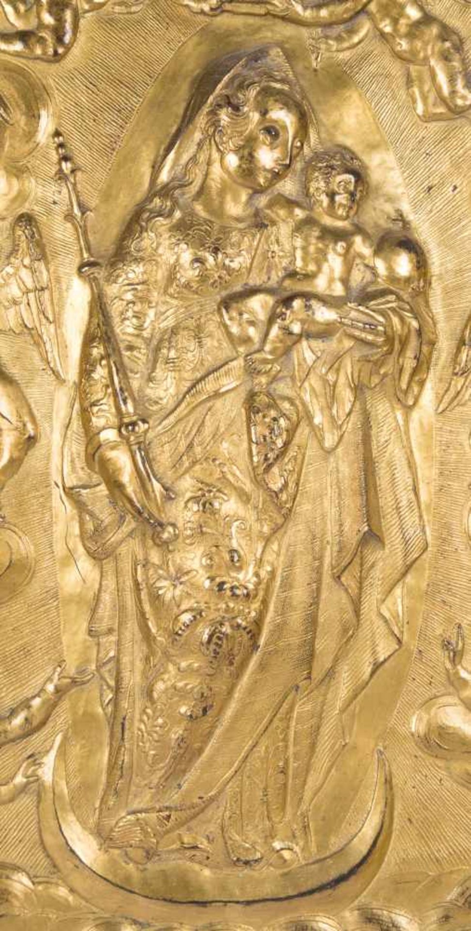 Coronation of the Virgin Gilded, chased and embossed bronze relief. Italy. 16th century. Magnificent - Bild 8 aus 8