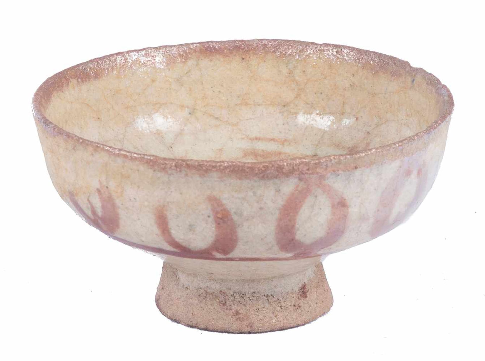 Pottery bowl. Seljuk. 12th century. 5 x 9 cm.