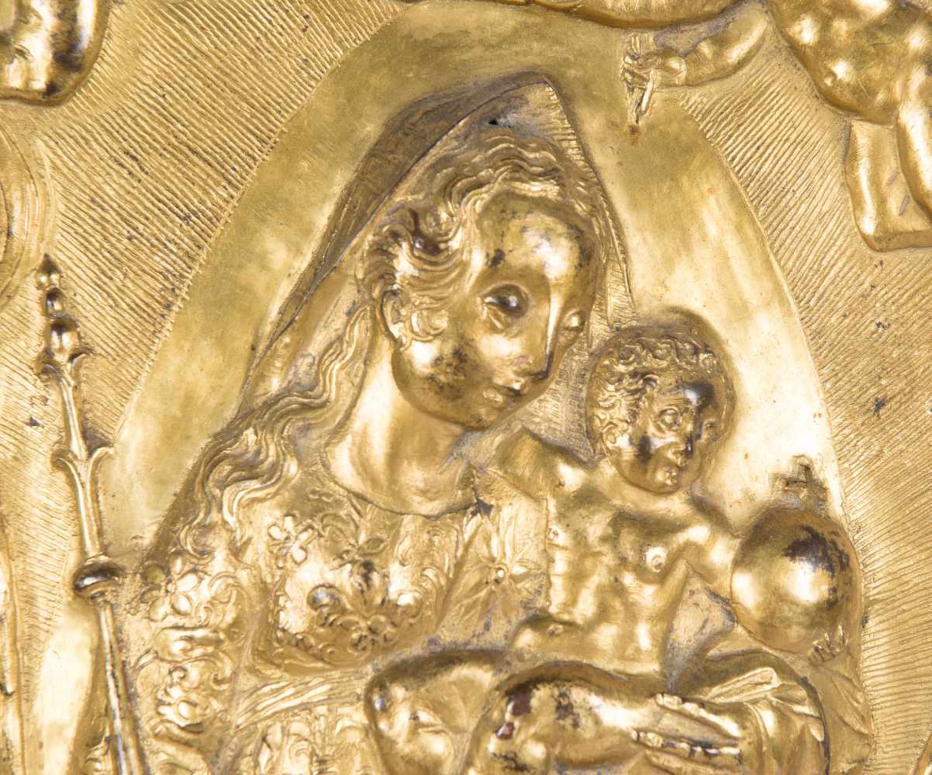 Coronation of the Virgin Gilded, chased and embossed bronze relief. Italy. 16th century. Magnificent - Bild 2 aus 8