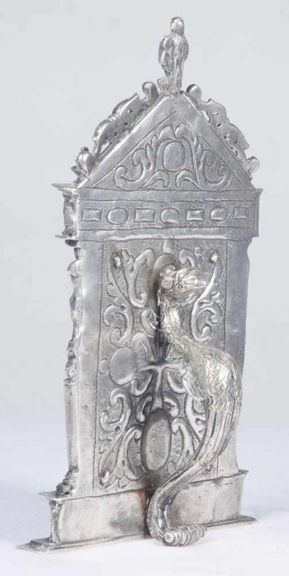 Juan de Orona (Zaragoza, documented from 1554 - 1591)Large carved silver pax which is chiselled, - Bild 4 aus 6