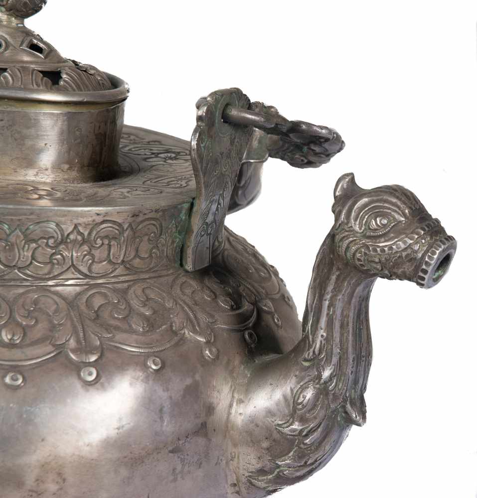 "Pava or Pavo Hornillo" (mate kettle). Hammered silver figure, cast, embossed and chased. Upper - Image 3 of 4