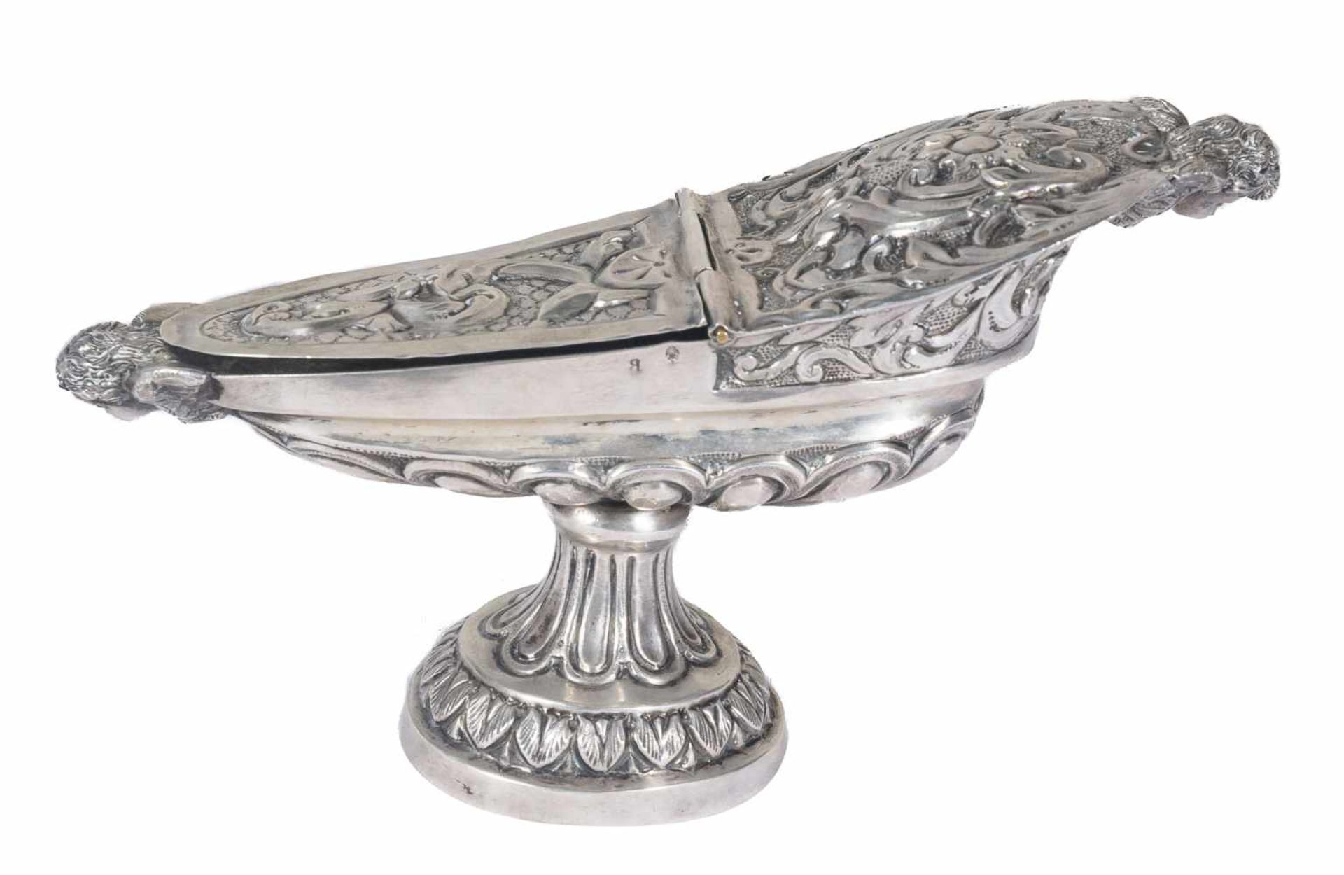 Embossed and chased silver incense burner. Marked. Possibly Italian. 17th – 18th century. 13,5 x - Bild 3 aus 6