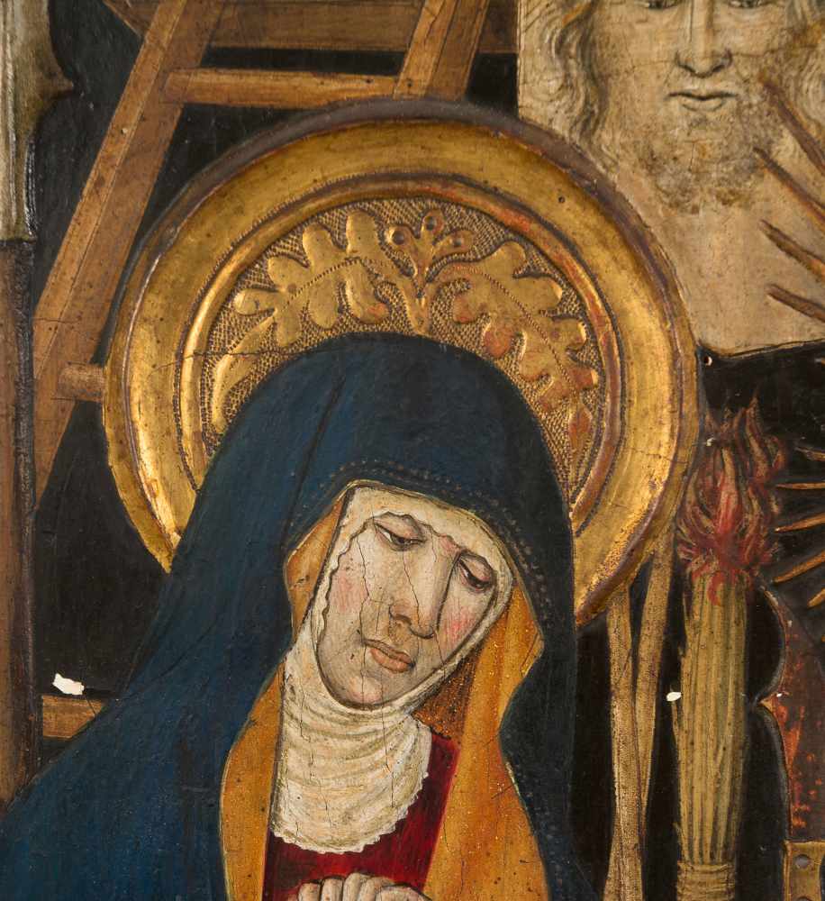 Ramon Solá II (c. 1445 - 1502)"Calvary with Arma Christi"Tempera and pricked gold on panel. 57 x - Image 3 of 8