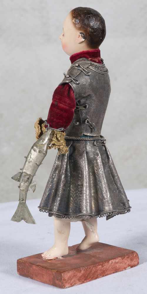 "Maguey" wood carving of a boy with silver armour. Colonial. Mexico. 19th century.Total height: 25 - Image 4 of 5