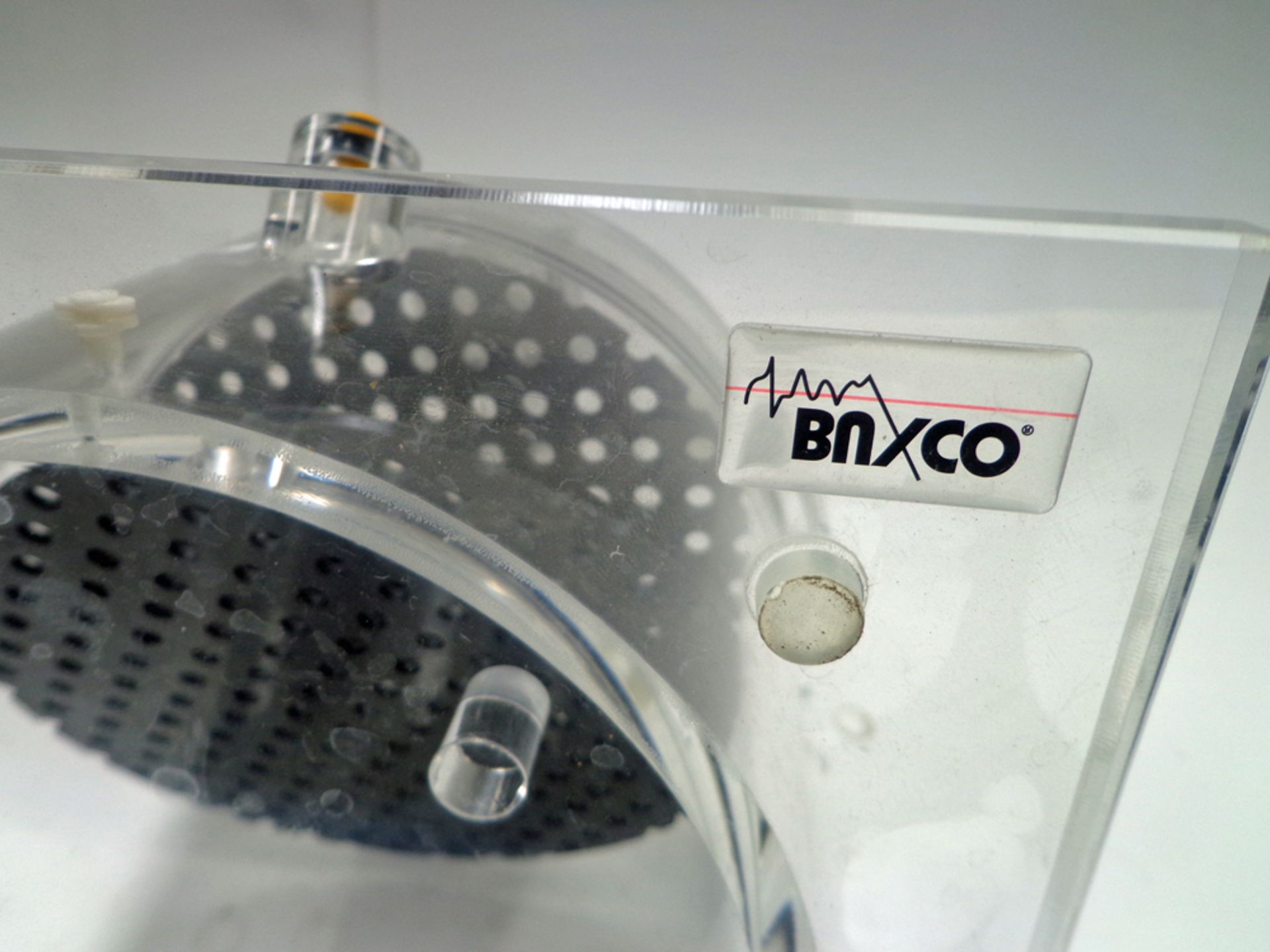 Buxco Electronics PLY 4123 Unrestrained Whole Body Plethysmograph. - Image 3 of 4