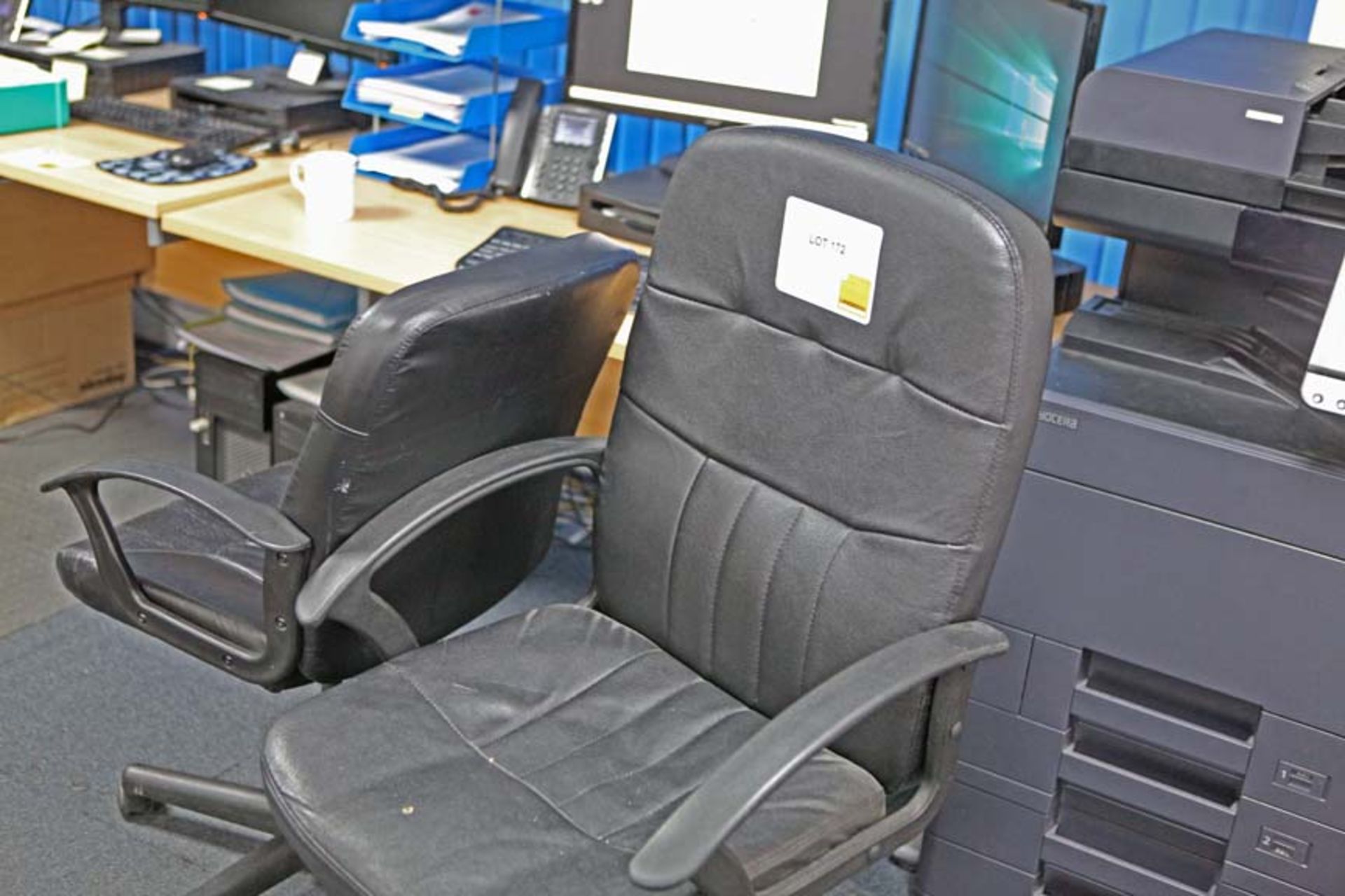 5 Swivel chairs