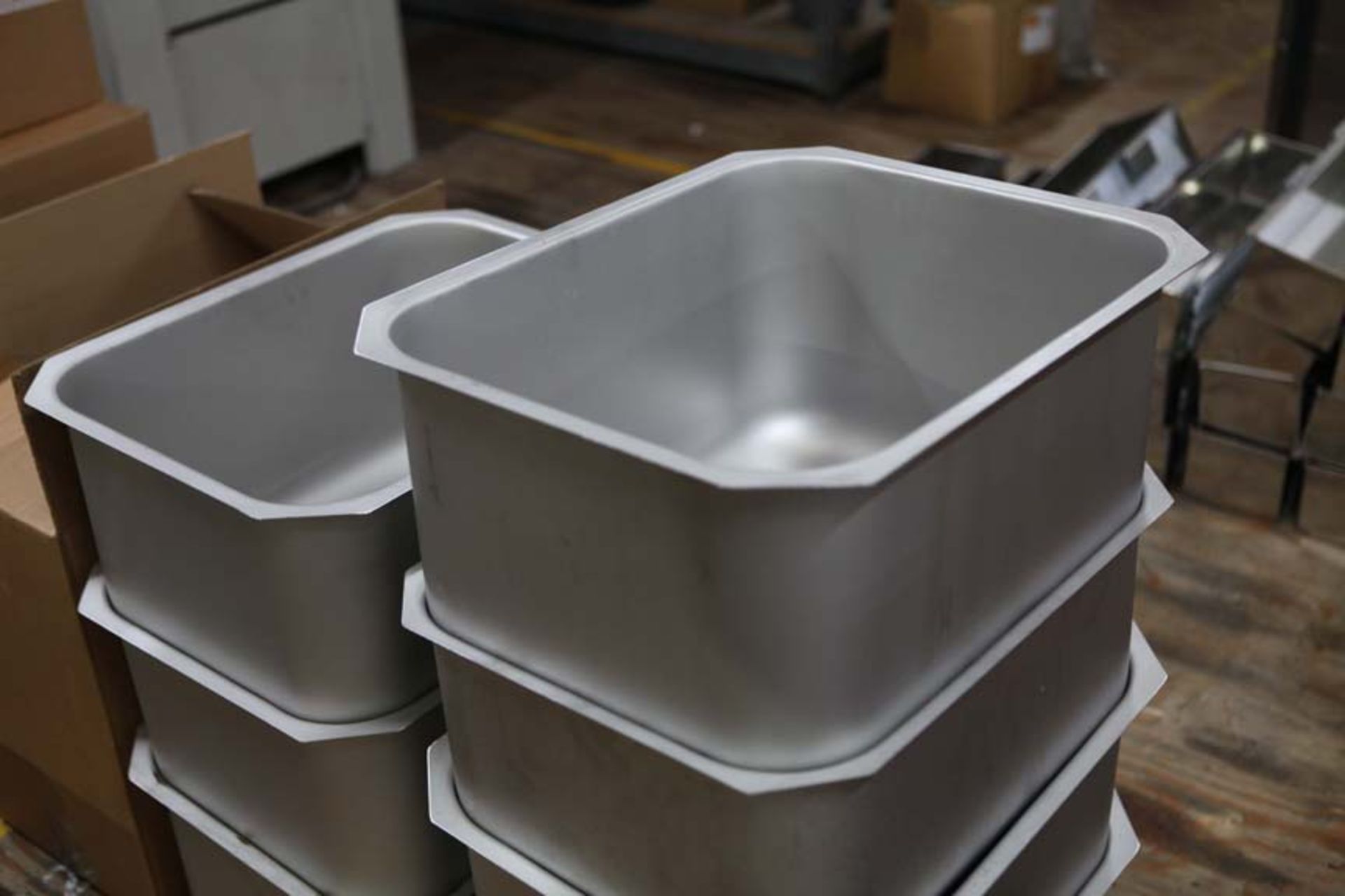 8 Aluminium Commercial sink bowls 440 x 550