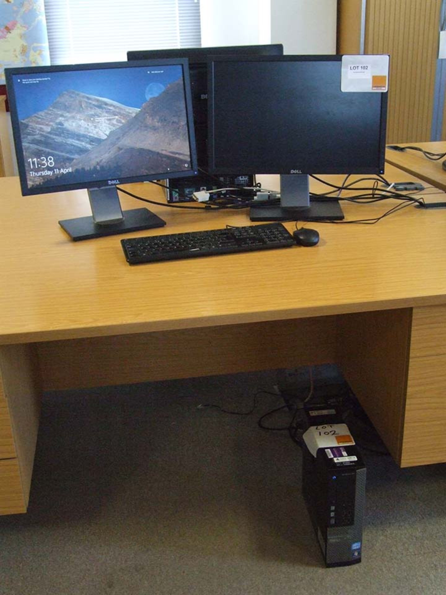 DELL Optiplex 790 Computer 5P5X45J with 2 DELL 22" Monitors