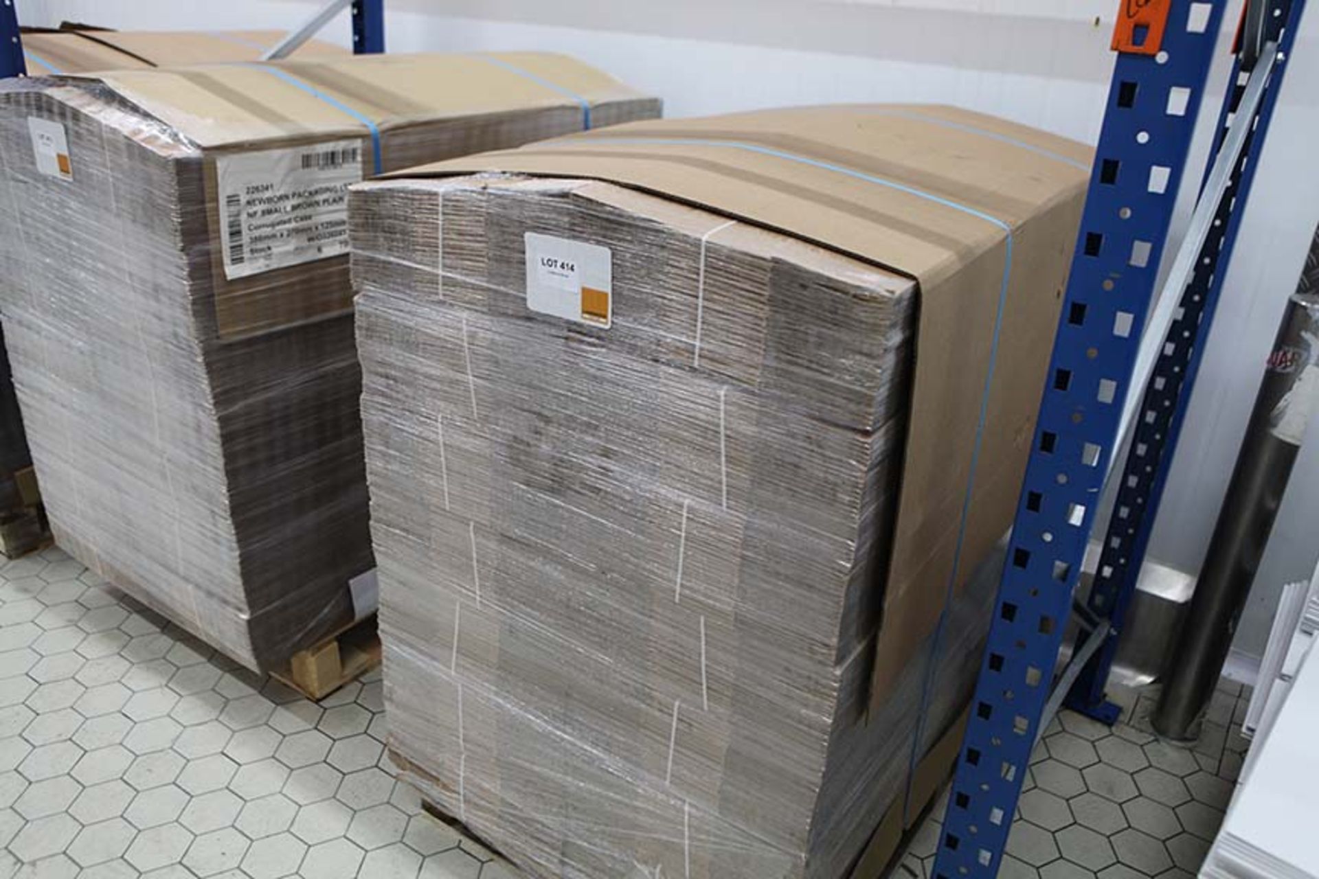 700 Corrugated boxes 386 x 270 x 125 mm
