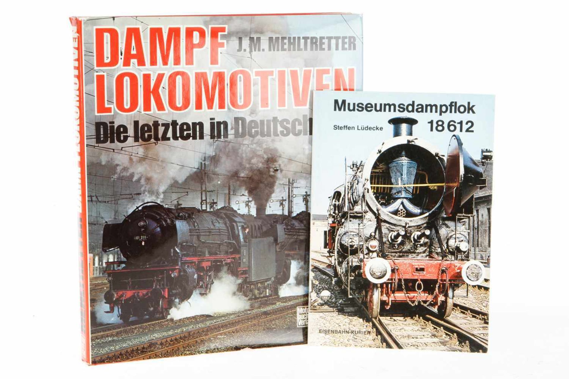 2 Bücher "Dampflokomotiven" und "Museumsdampflok 18 612", Alterungsspuren