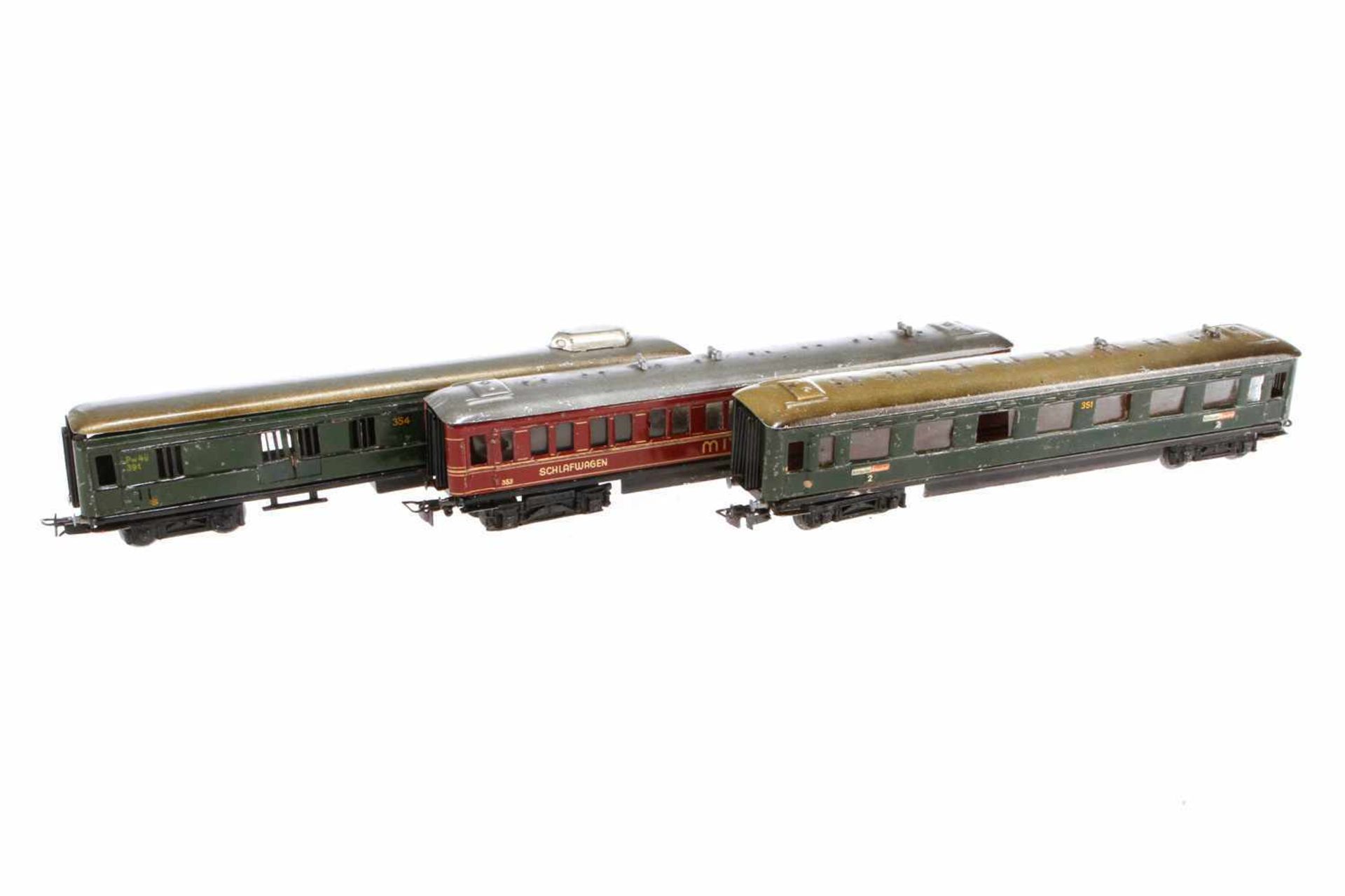 3 Märklin Wagen 351, 353 und 354, S H0, Blech, L 22,5, bespielt