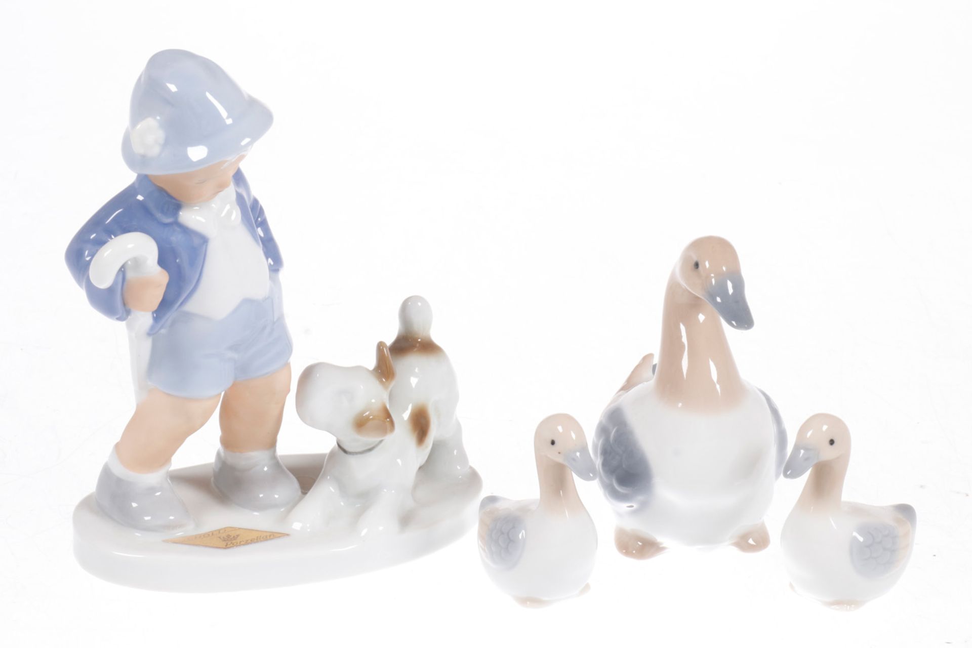 Gerold Kinderfigur, Modellnr. 5486, dazu 3 Marco Polo Enten, L 5-11 cm