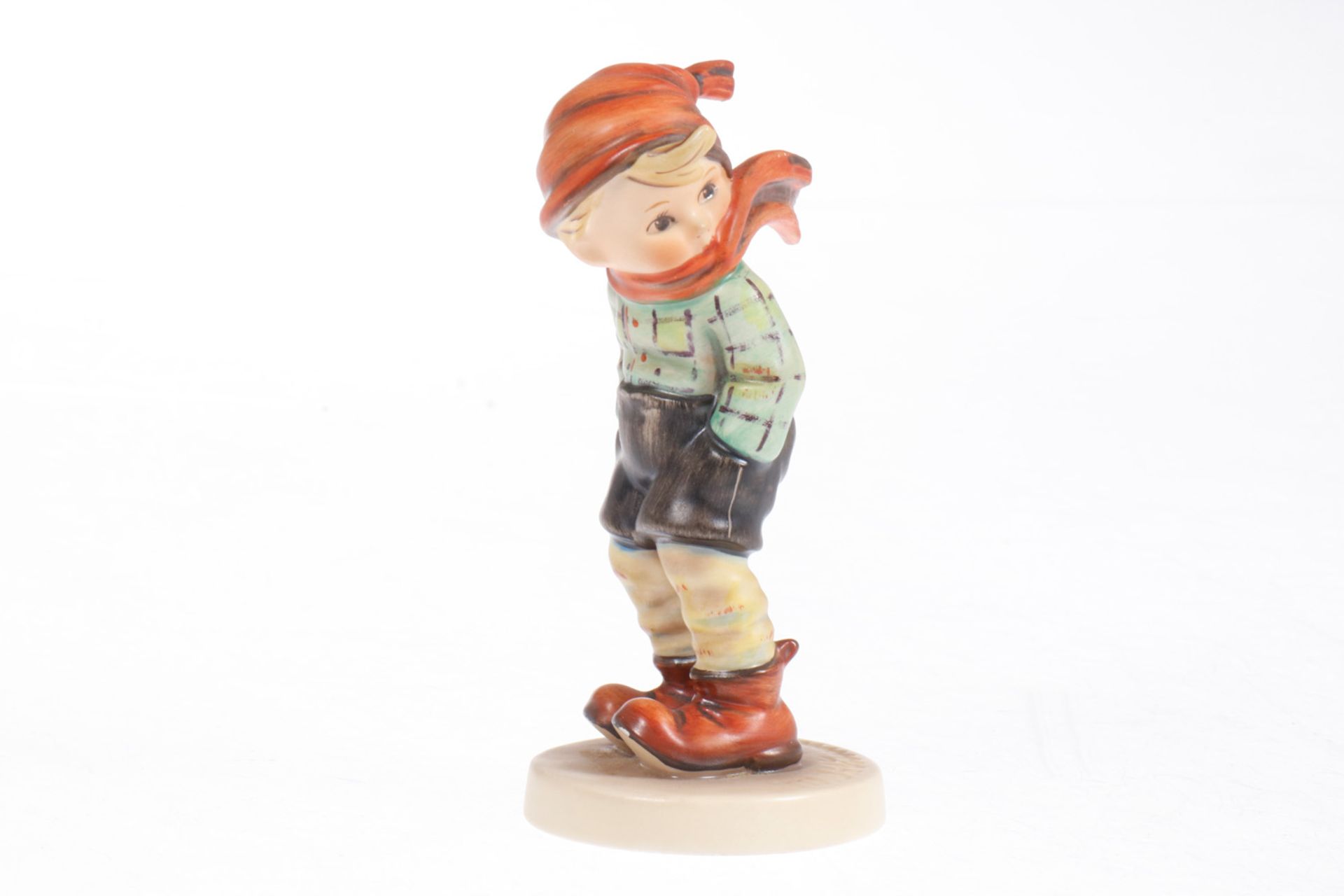 Hummel Figur "Lausbub", Modellnr. 112/0, 1970er Jahre, min. Abrieb am linken Fuß, H 12,5 cm