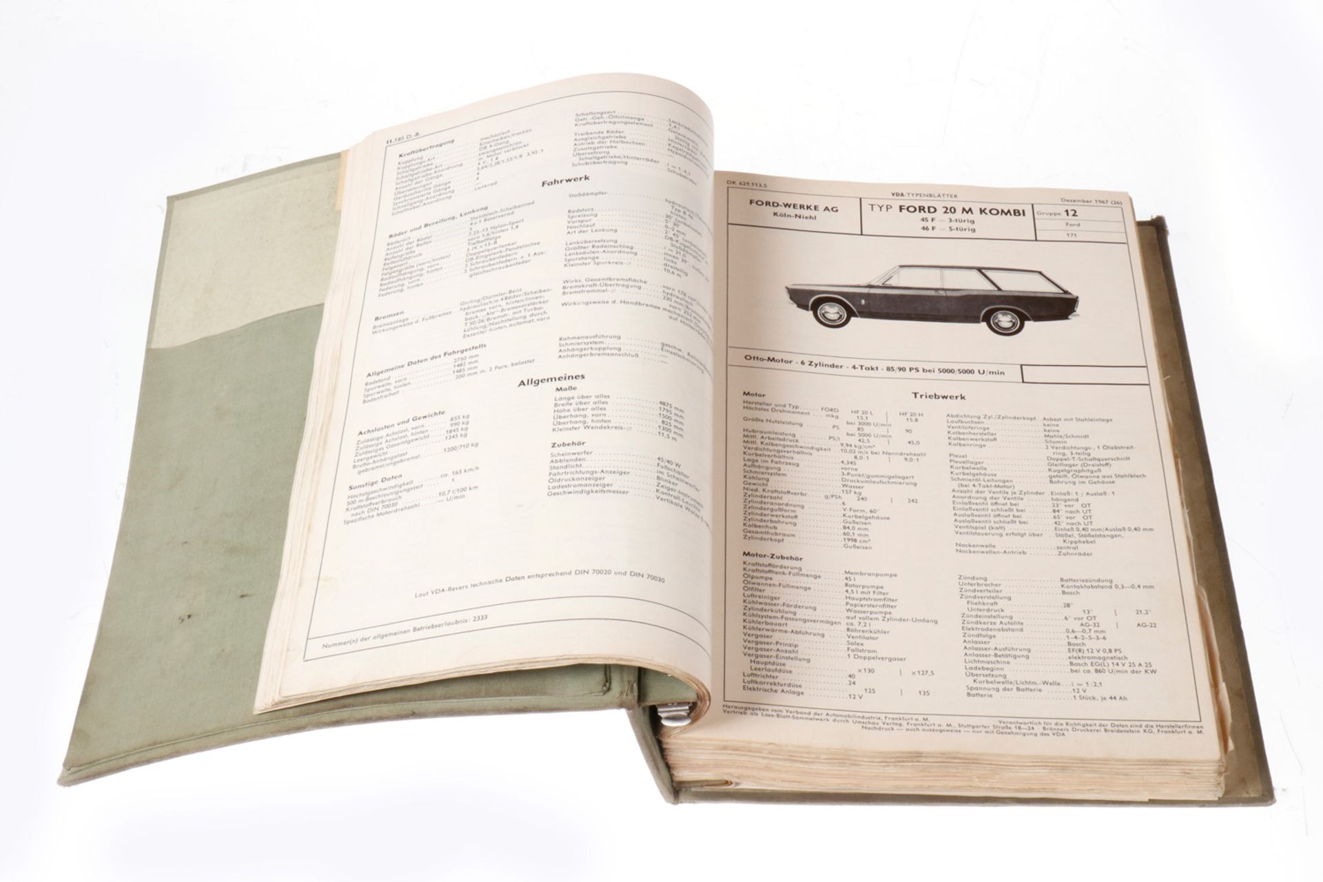 VDA Auto-Typenblätter Teil 1 "Kraftwagen, Anhänger, Aufbauten, Motoren", ca. 200 versch.