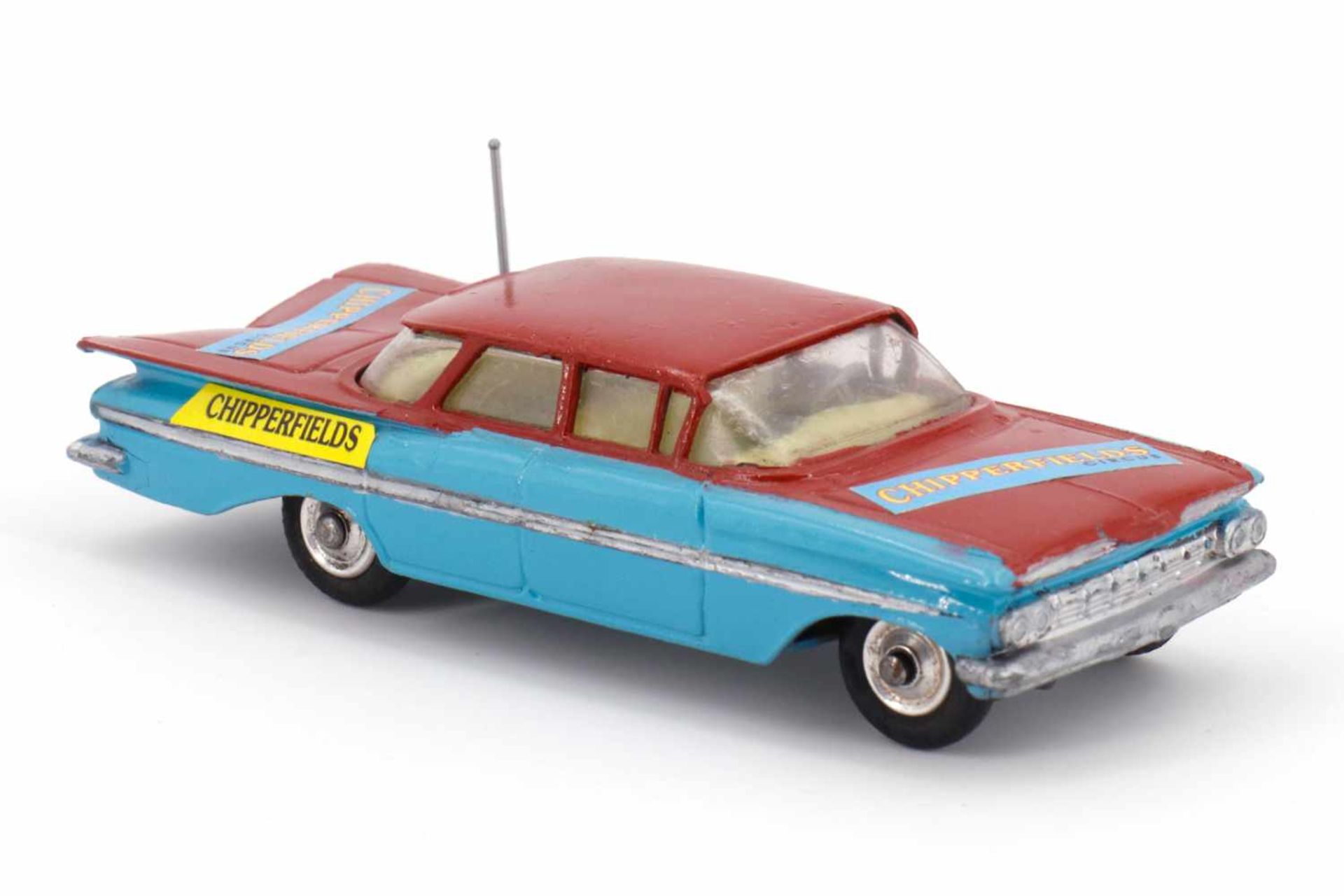 Corgi Chevrolet Impala "Chipperfields Circus", L 10,5, bespielt