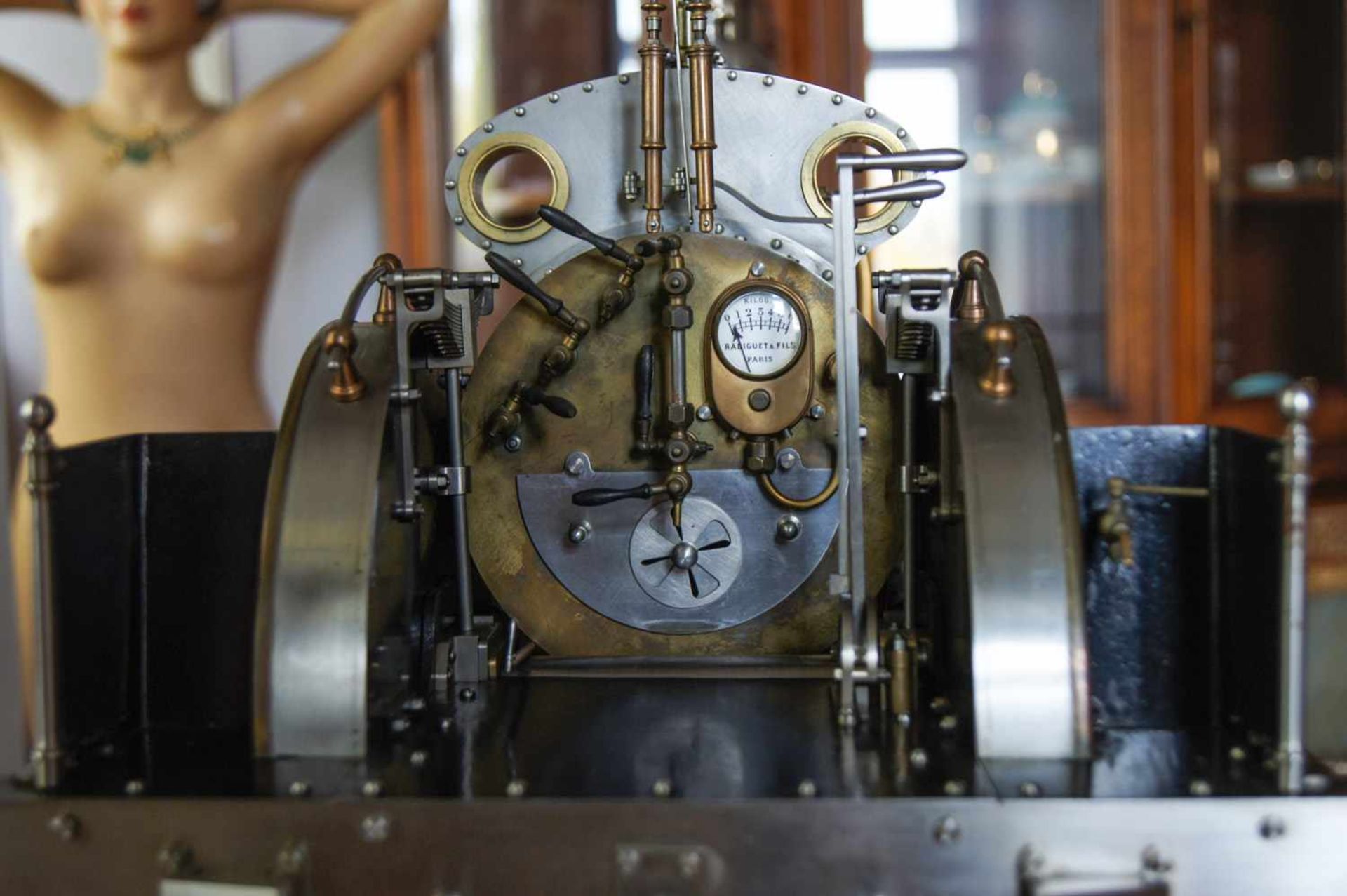 Bedeutende Radiguet Dampflokomotive, um 1860, schweres und detailgetreues Stahl-Messingmodell, " - Bild 7 aus 8
