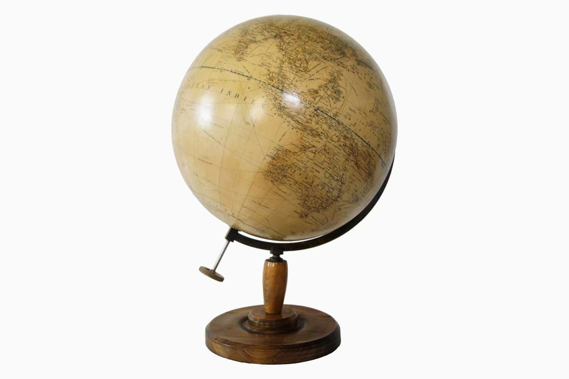 Großer Globus um 1940, 1:20000000, Girard Barrere und Thomas, Paris, Holz, Gips und Papier, montiert