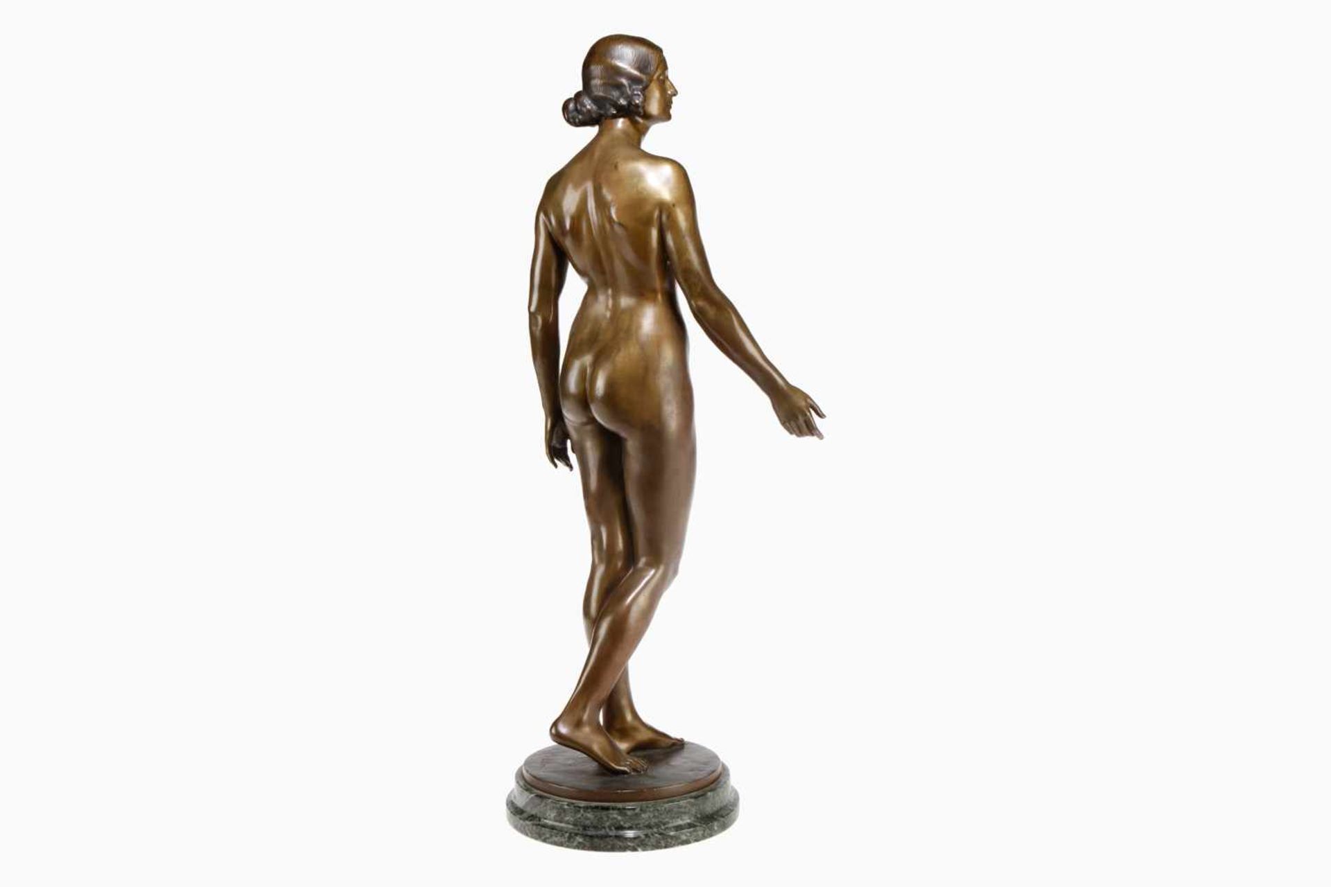 A. Eller, Bronzefigur, Mädchenakt um 1910, patiniert, auf Bodenplatte signiert, Marmorfundament, - Bild 6 aus 6