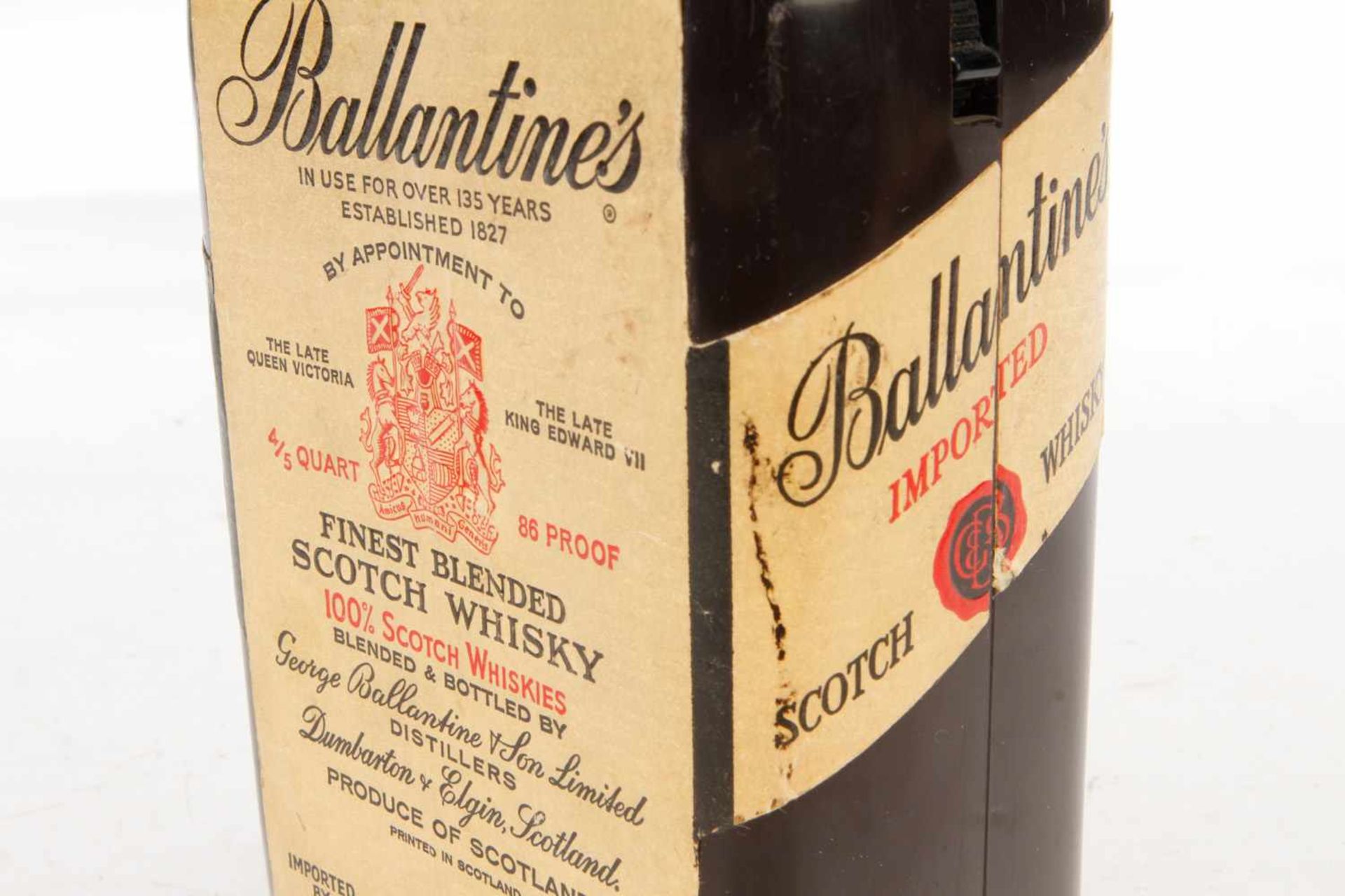 Werbe-Radio in Form einer Ballantines Whisky-Flasche, Höhe 23 cm- - -22.50 % buyer's premium on - Bild 2 aus 5