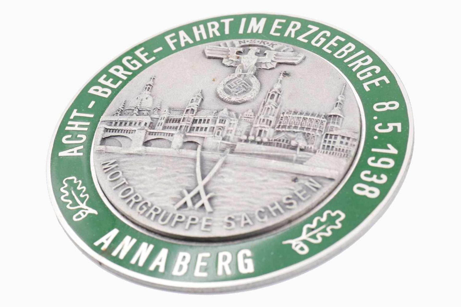 Teilnahme-Plakette, Acht-Berge-Fahrt im Erzgebirge, 1938, Fabrikation H. Aurich. Dresden, neuwertig, - Bild 2 aus 4