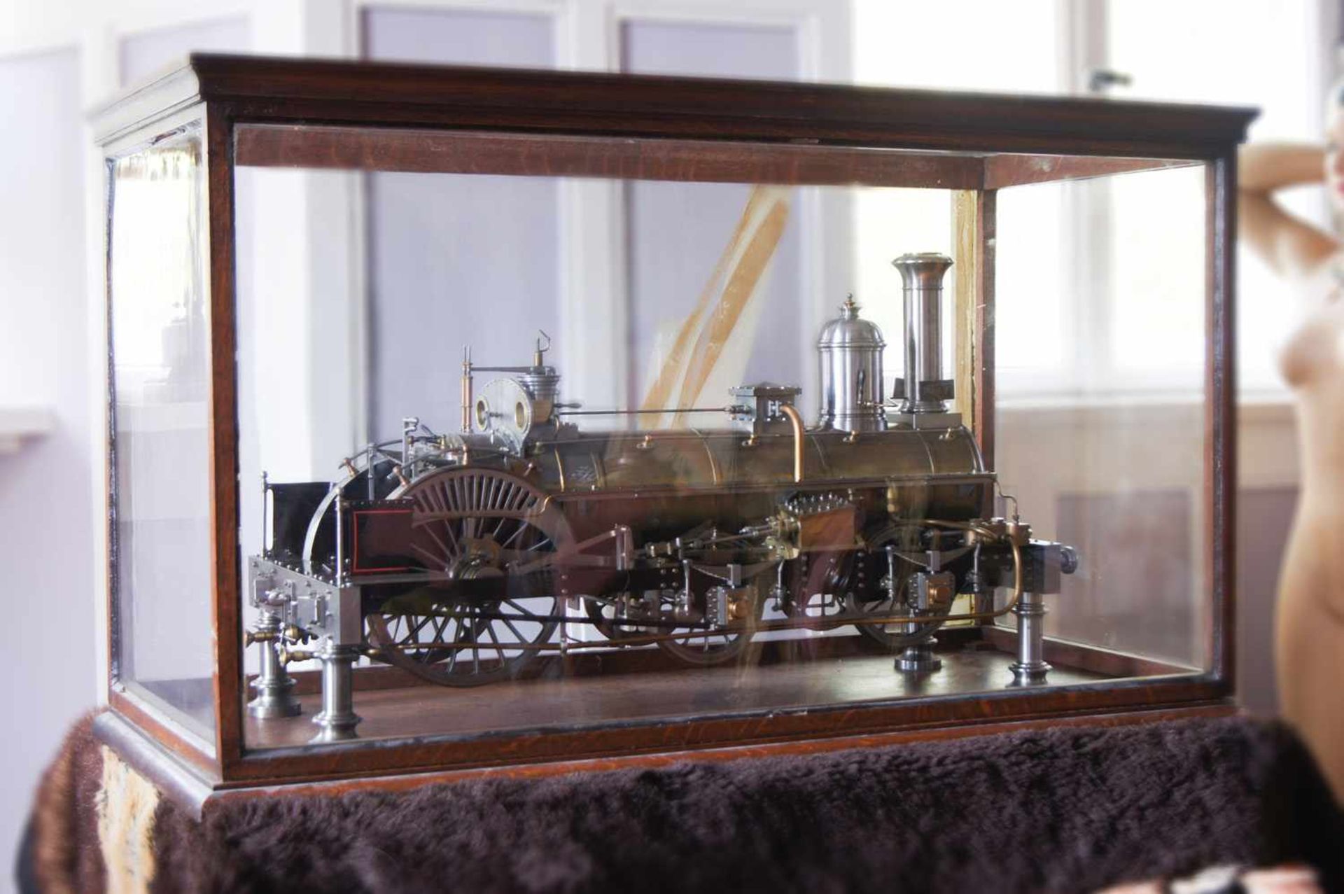 Bedeutende Radiguet Dampflokomotive, um 1860, schweres und detailgetreues Stahl-Messingmodell, " - Bild 3 aus 8