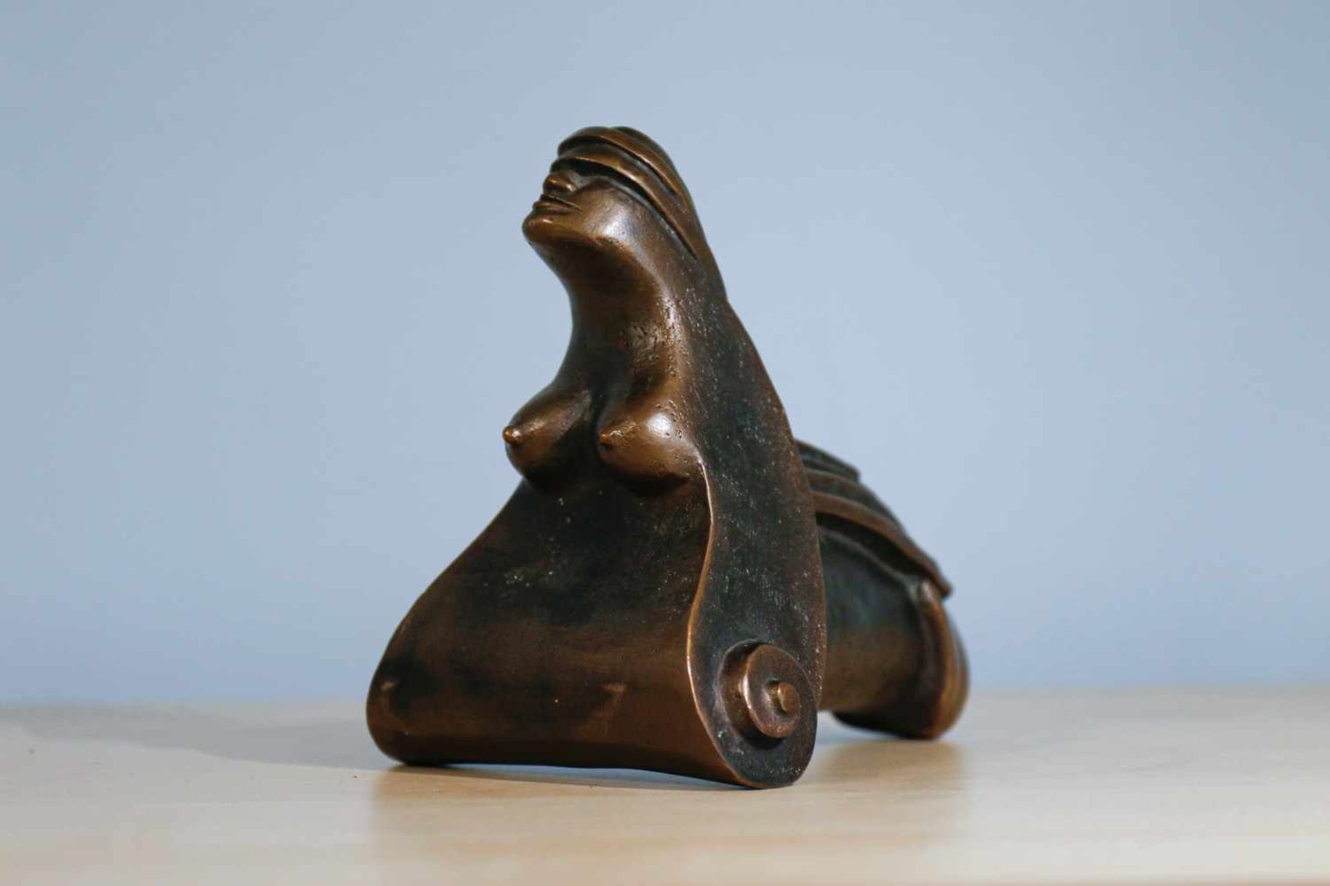 Tom Lehnigk, "Engel" Bronze 0/50, 2006, Erotika, 10 x 13,5 x 14 cm- - -22.50 % buyer's premium on - Bild 4 aus 5