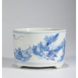 CHINESE BLUE AND WHITE PORCELAIN CENSER