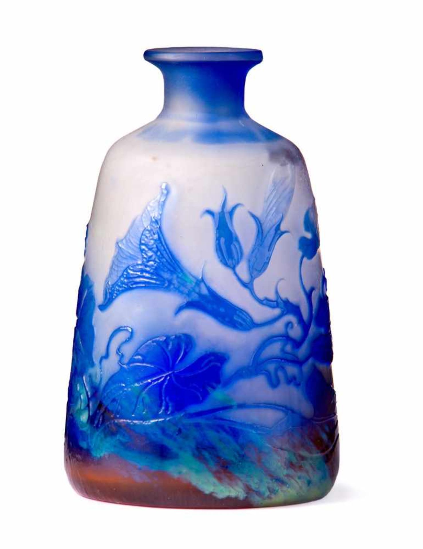 Kleine Vase "Volubilis"Emile Gallé, Nancy, um 1906/14Farbloses, blau überfangenes Glas, die