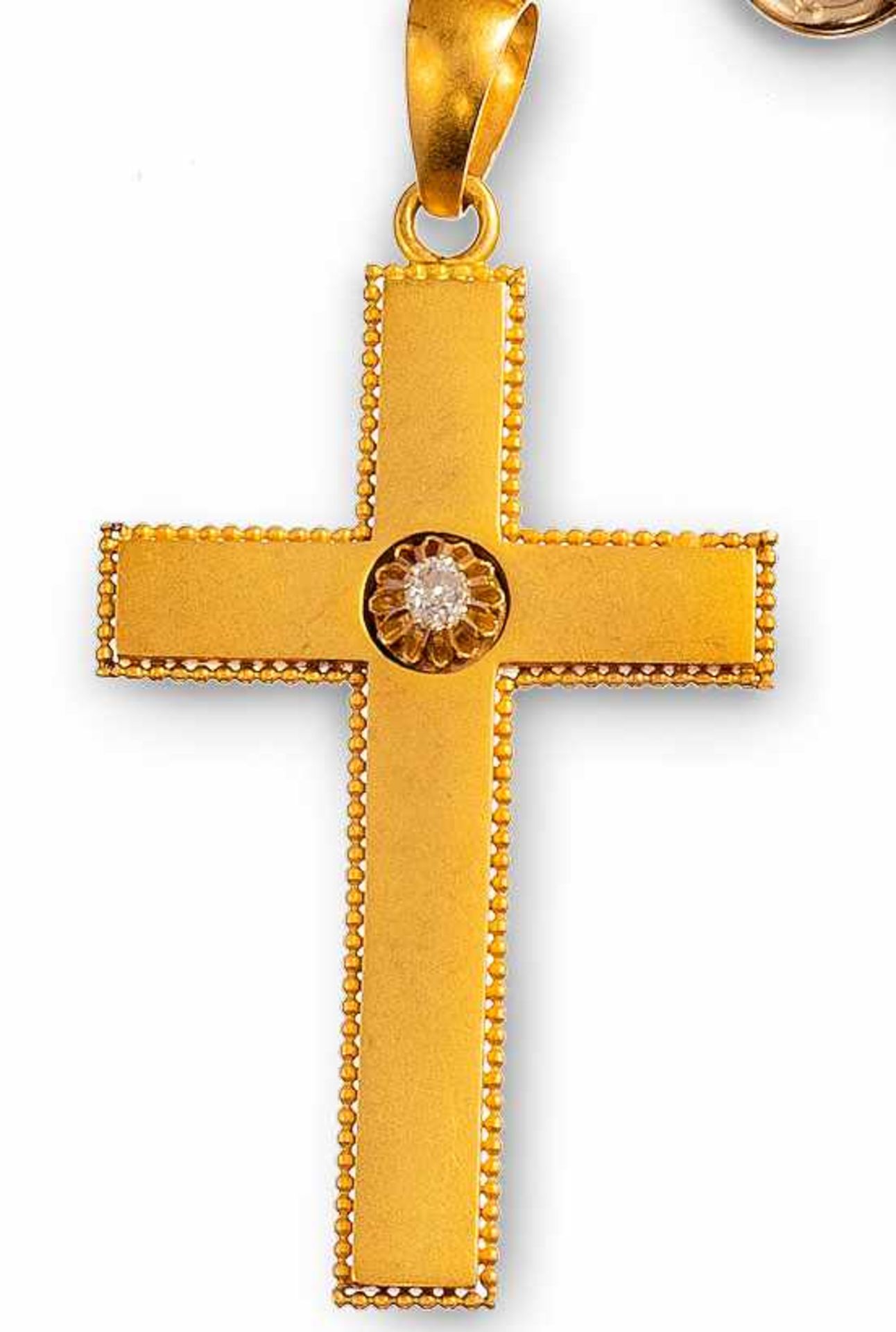 Goldenes KonfirmationskreuzWien, um 1880/1900Satiniert mit zartem Perlfries. Im Zentrum kl. Brillant