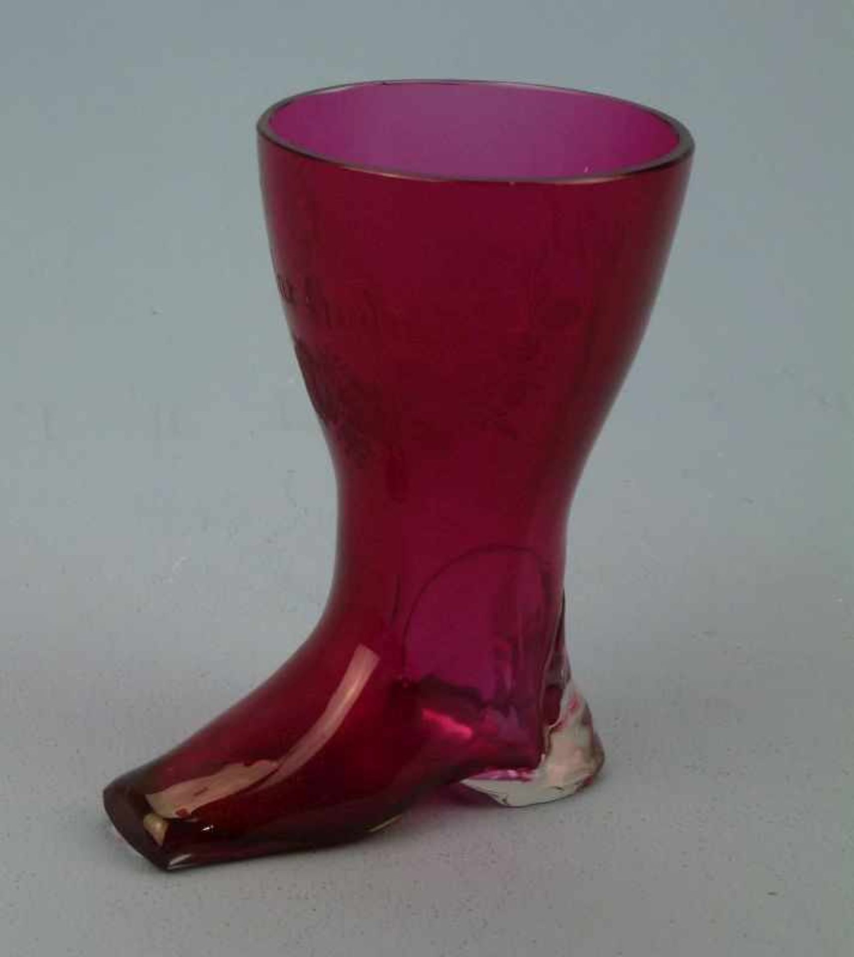 Stiefel, Böhmen 1871 rot unterfangen, geschliffene Namenskartusche, H 16cm