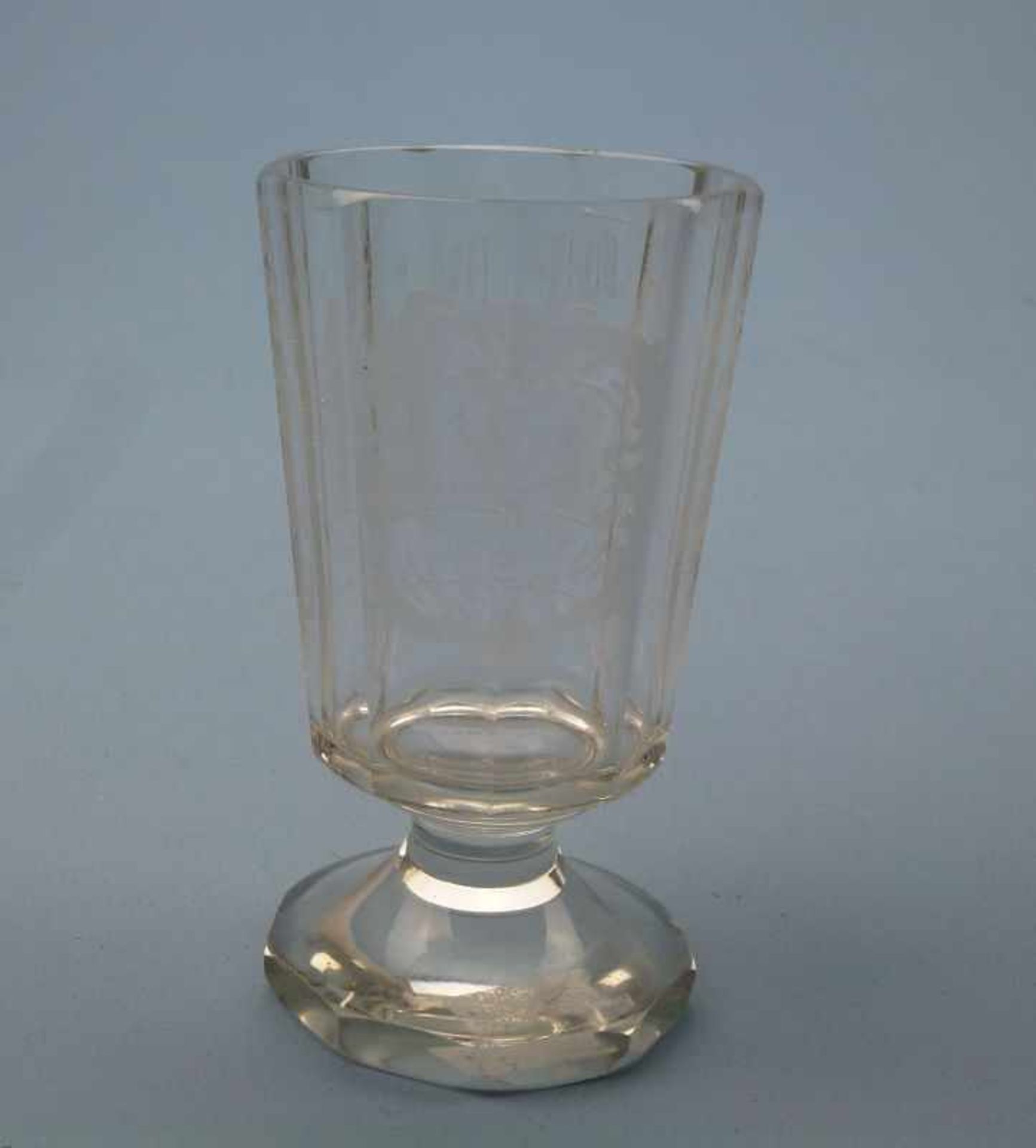 Bäderglas Bad Oeynhausen, 19.Jh. facettierter Pokal mit Ansicht des Kurorts, H 15cm