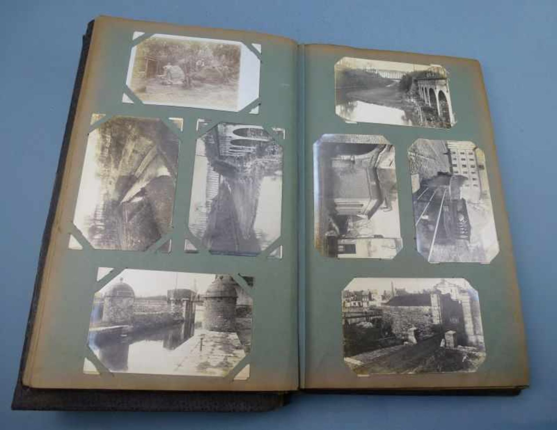 5 Postkartenalben 1. Weltkrieg über 1300 Karten, Russland, Frankreich und Belgien, s/w,ca. 1/4 bunt, - Bild 3 aus 5