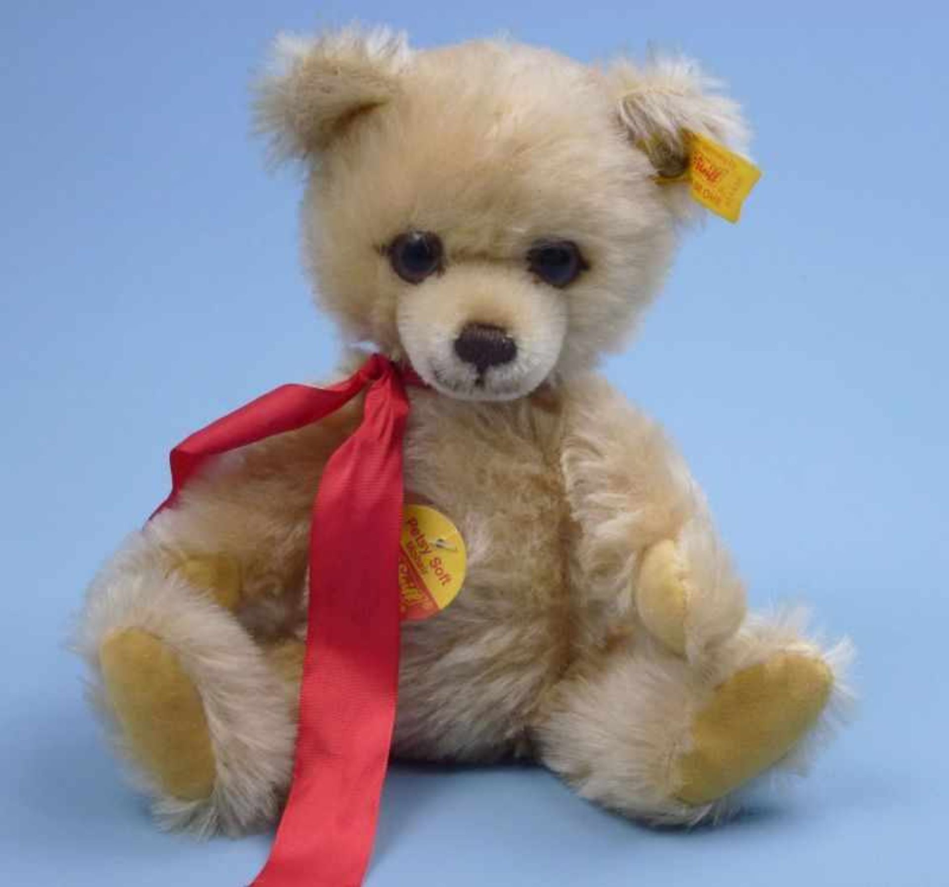 Teddy "Petsy Soft", Steiff, 80er/90er Jahre Mohair, bewegl. Glieder, Knopf im Ohr,Orig.etikett, L 25