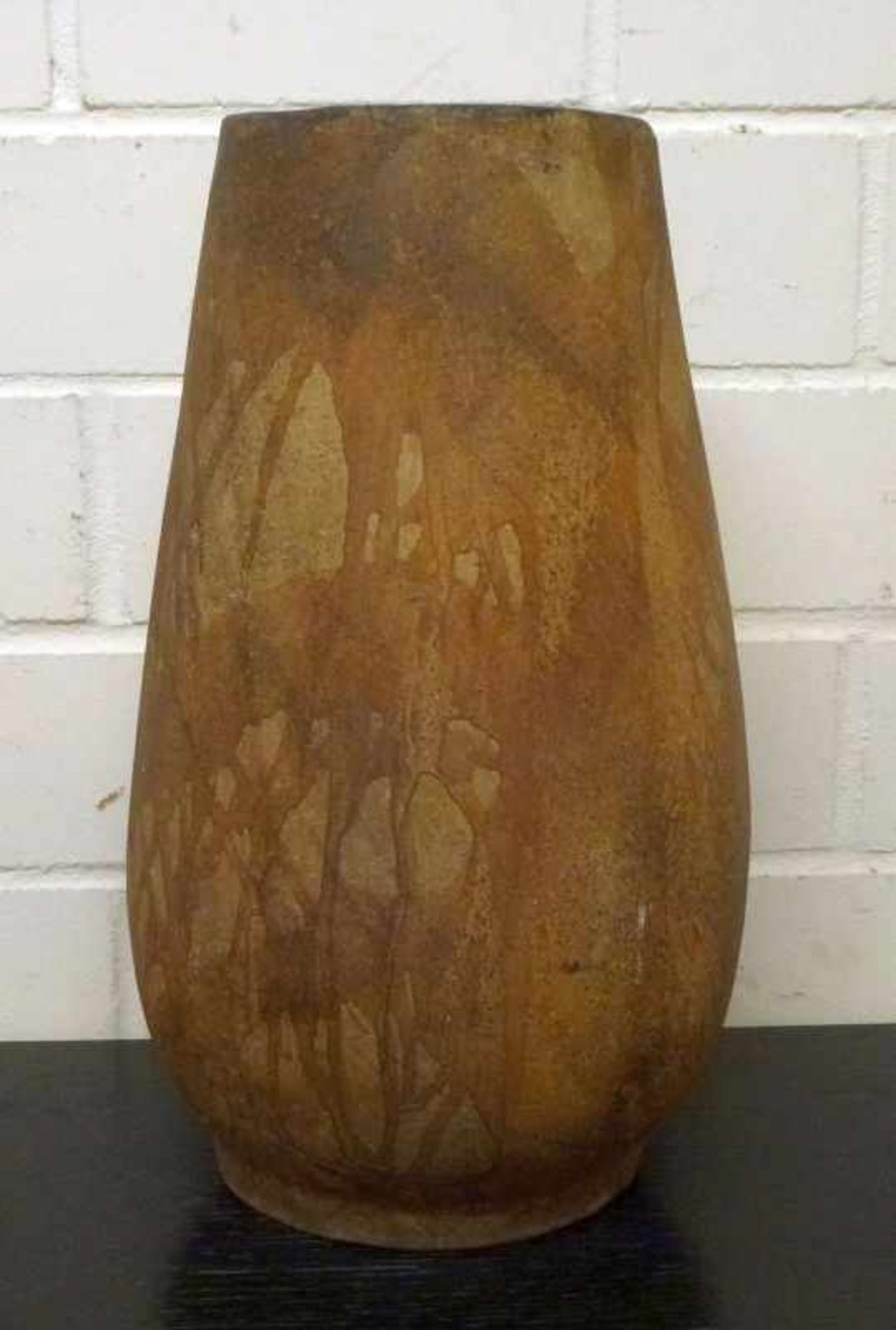 Bodenvase, 1980 Keramik, Monogr.: GL 80, erdfarbene, matte Verlaufglasur, H 45cm