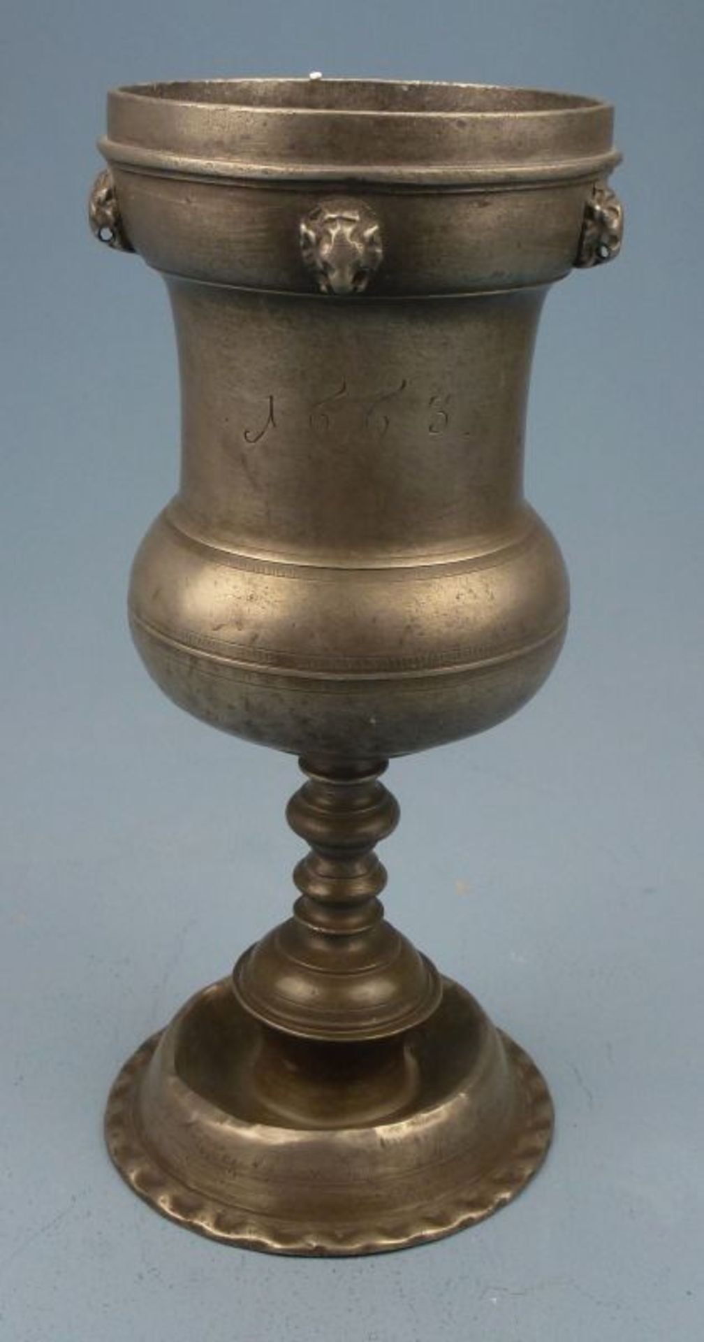 WillkommWillkomm19. Jahrhundert Pokal auf Balusterfuß, zylindr. Wandung (dat. ''1663'') auf gedrückt - Bild 2 aus 2