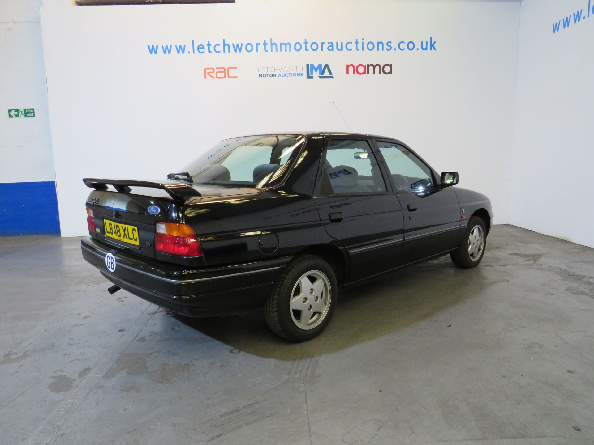 1994 Ford Orion Ghia SI - 1796cc - Image 6 of 10