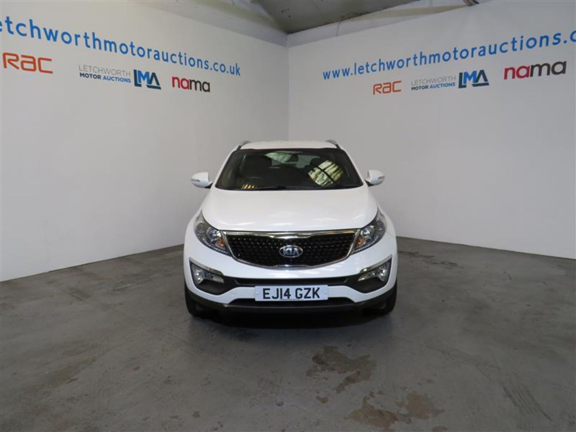 2014 Kia Sportage White Edition ISG - 1685cc - Image 2 of 9