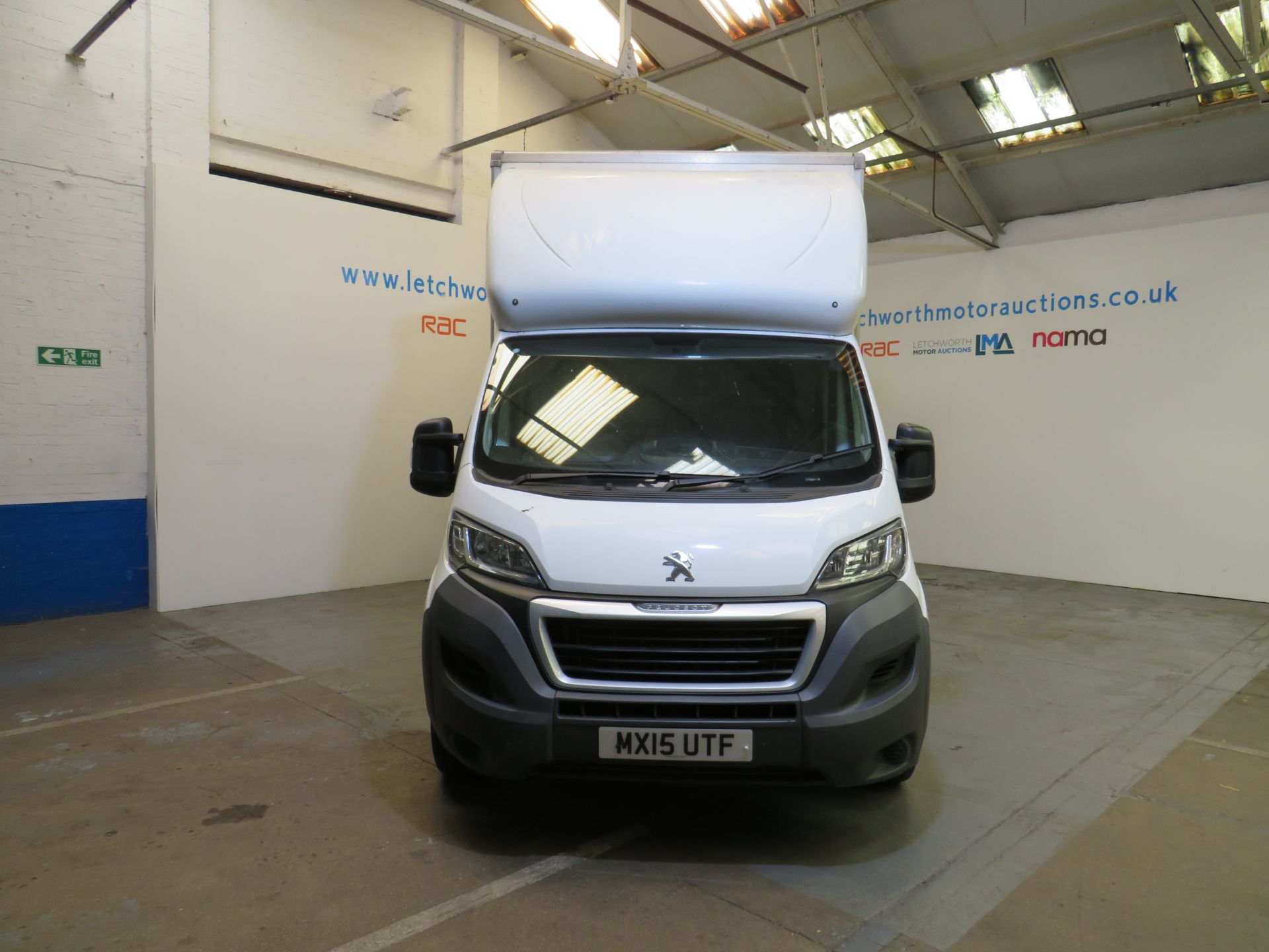 2015 Peugeot Boxer 335 L3 HDI Luton Body - 2198cc - Image 2 of 10