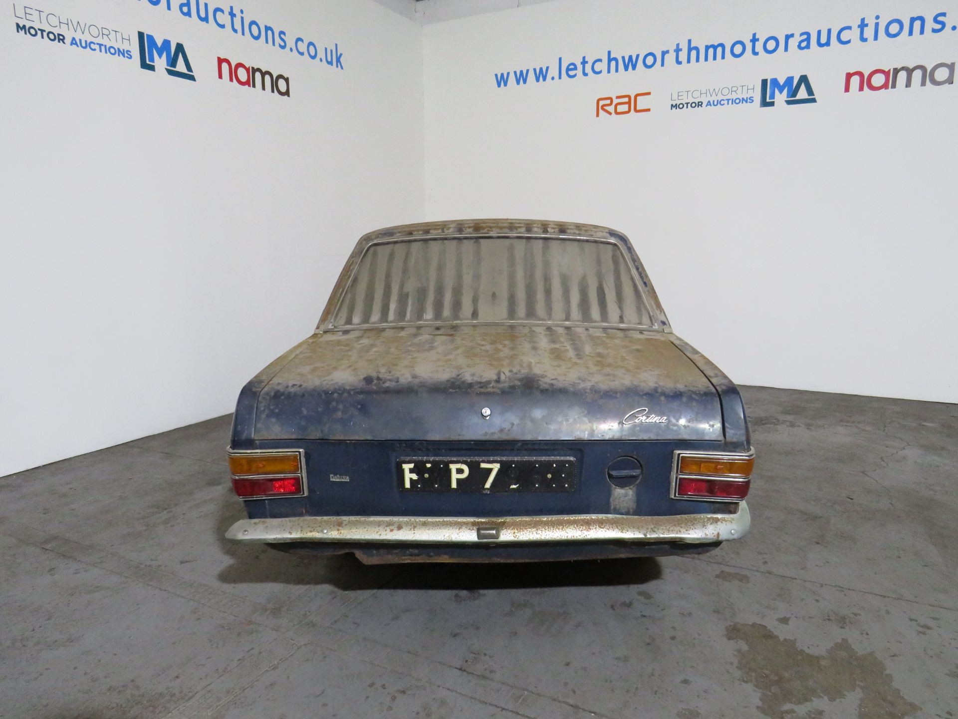 1967 Ford Cortina 1600 Deluxe *FOR RESTORATION* - Image 5 of 13